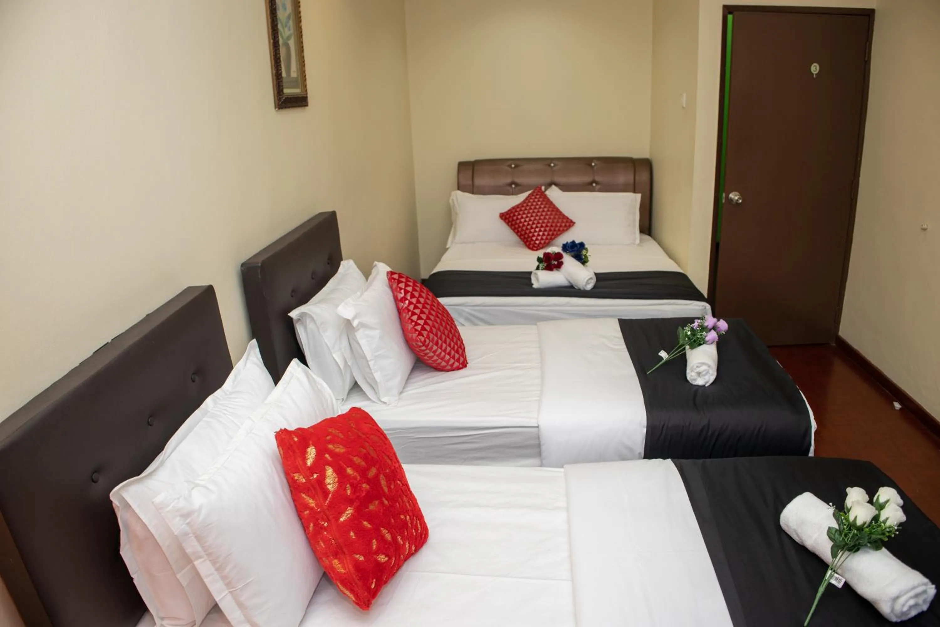 Bed in Sweet Inn Guest House