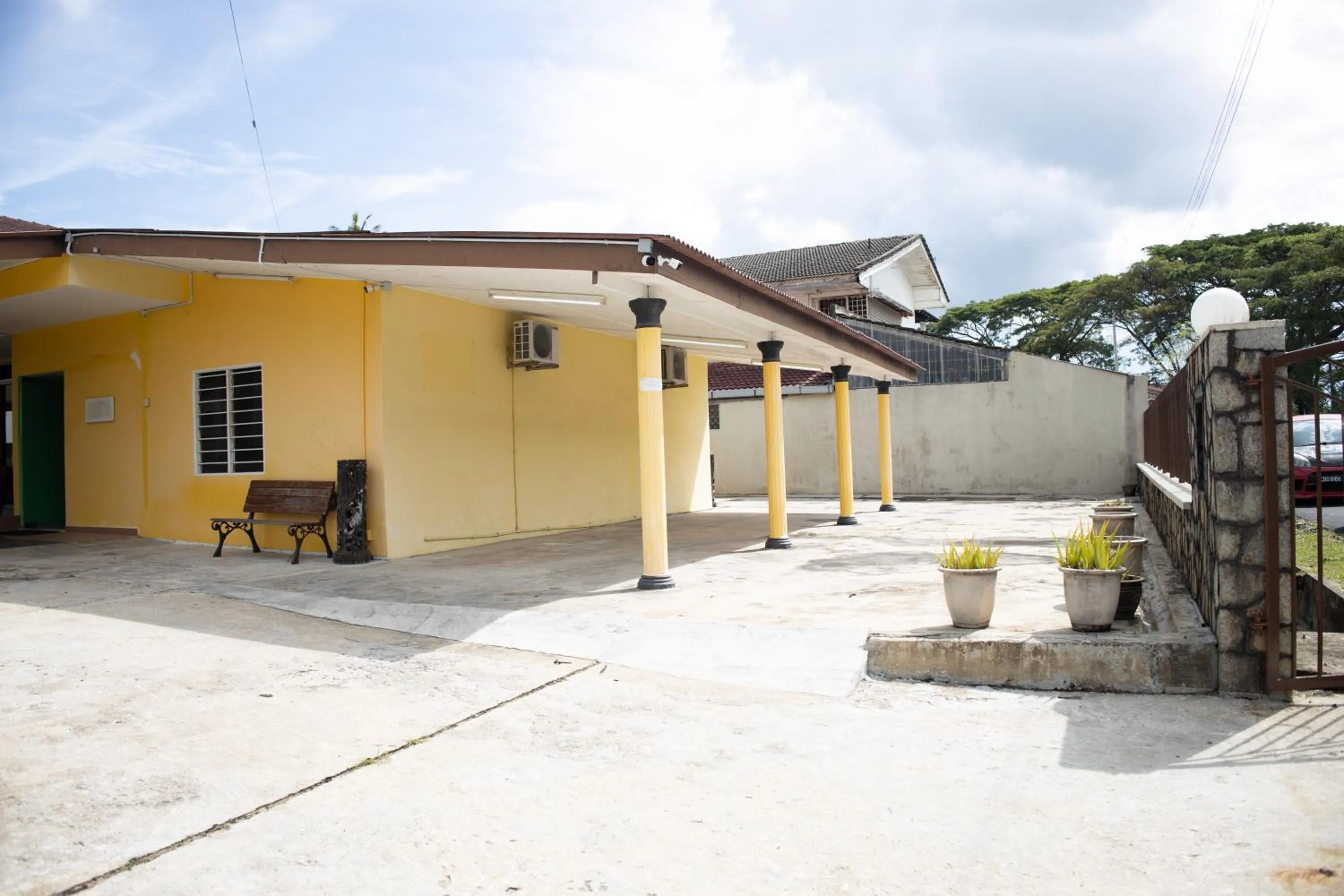 Parking in Sweet Inn Guest House