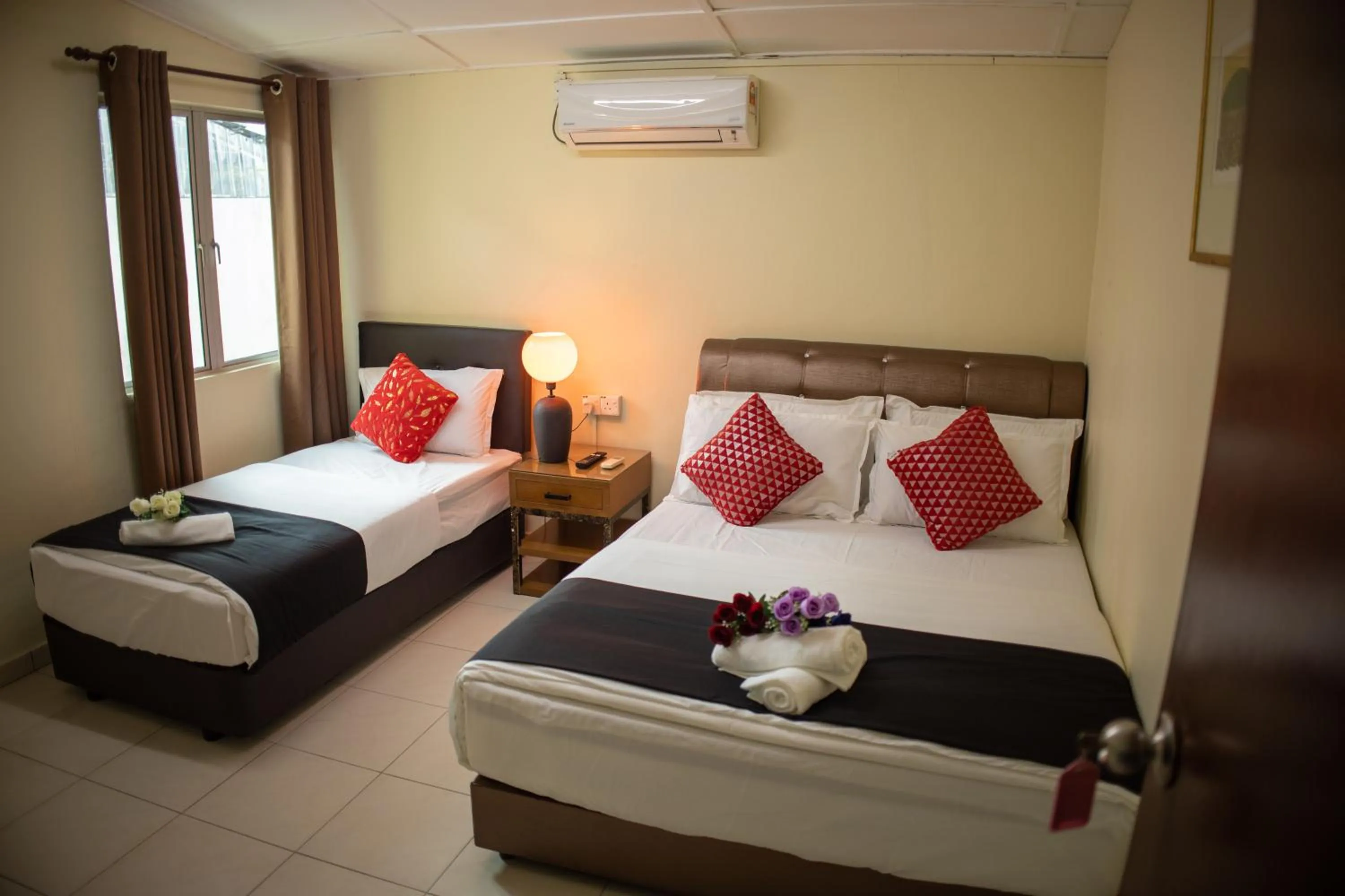 Bed in Sweet Inn Guest House