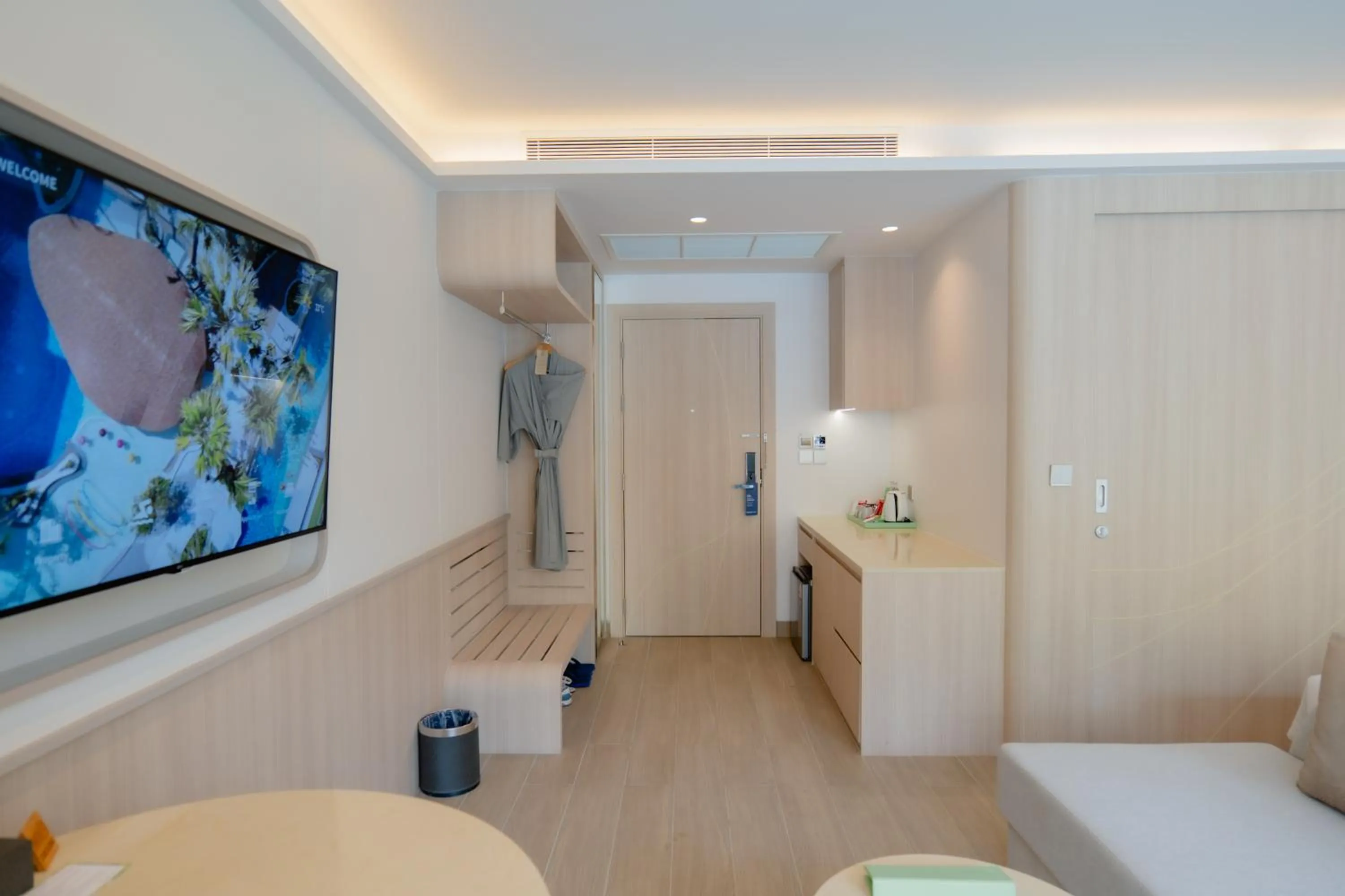 TV and multimedia, Bed in Wyndham Garden Naithon Phuket