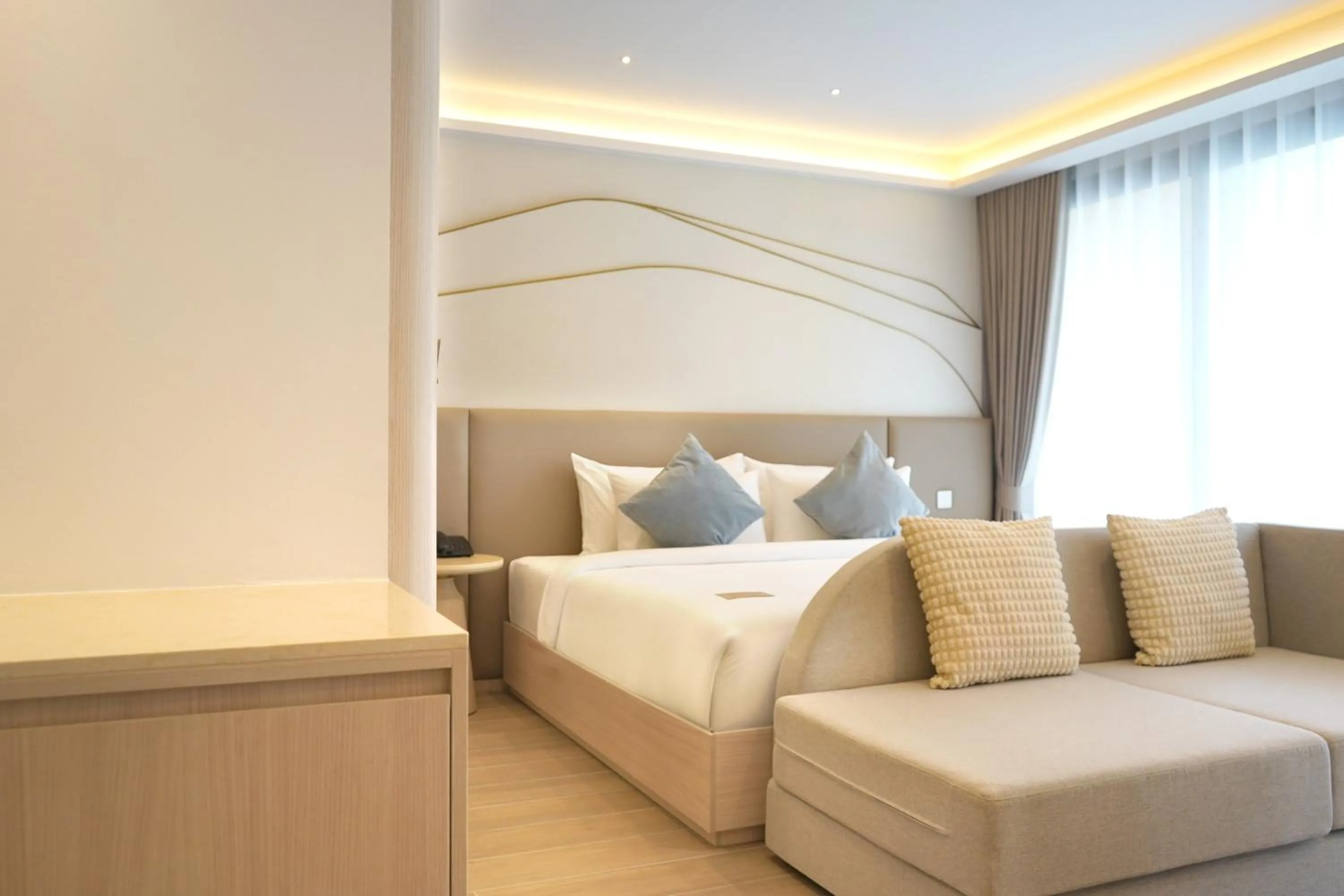 Bed in Wyndham Garden Naithon Phuket