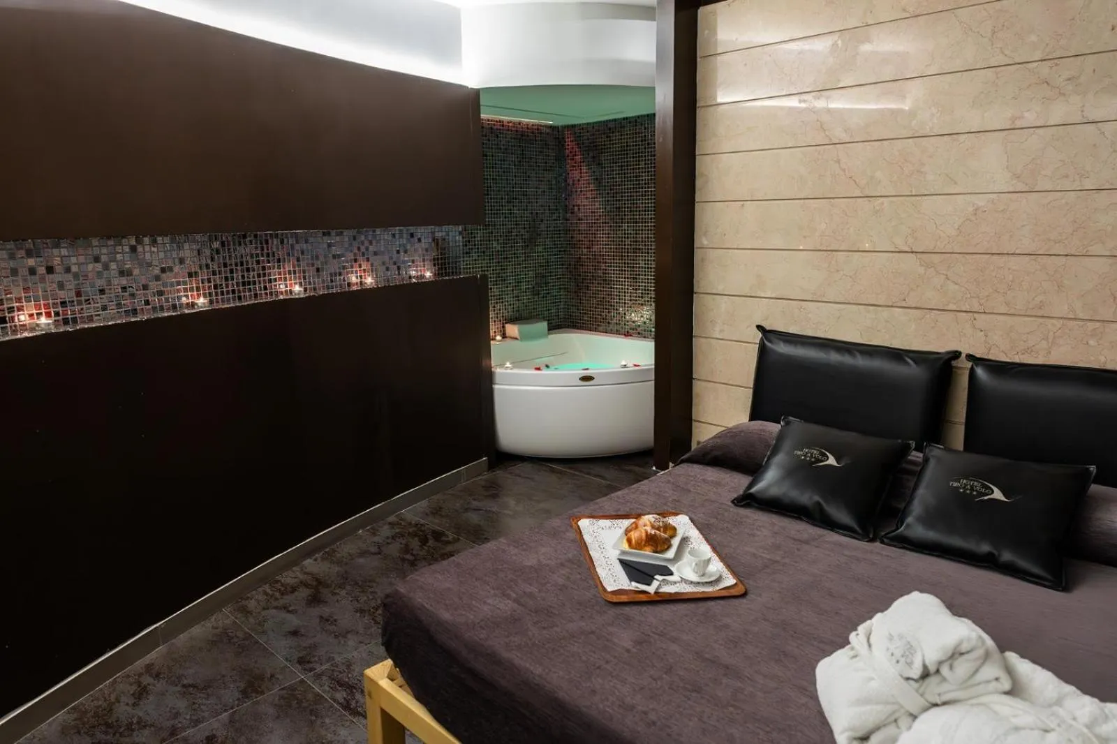 Bed in Hotel Tiro a Volo