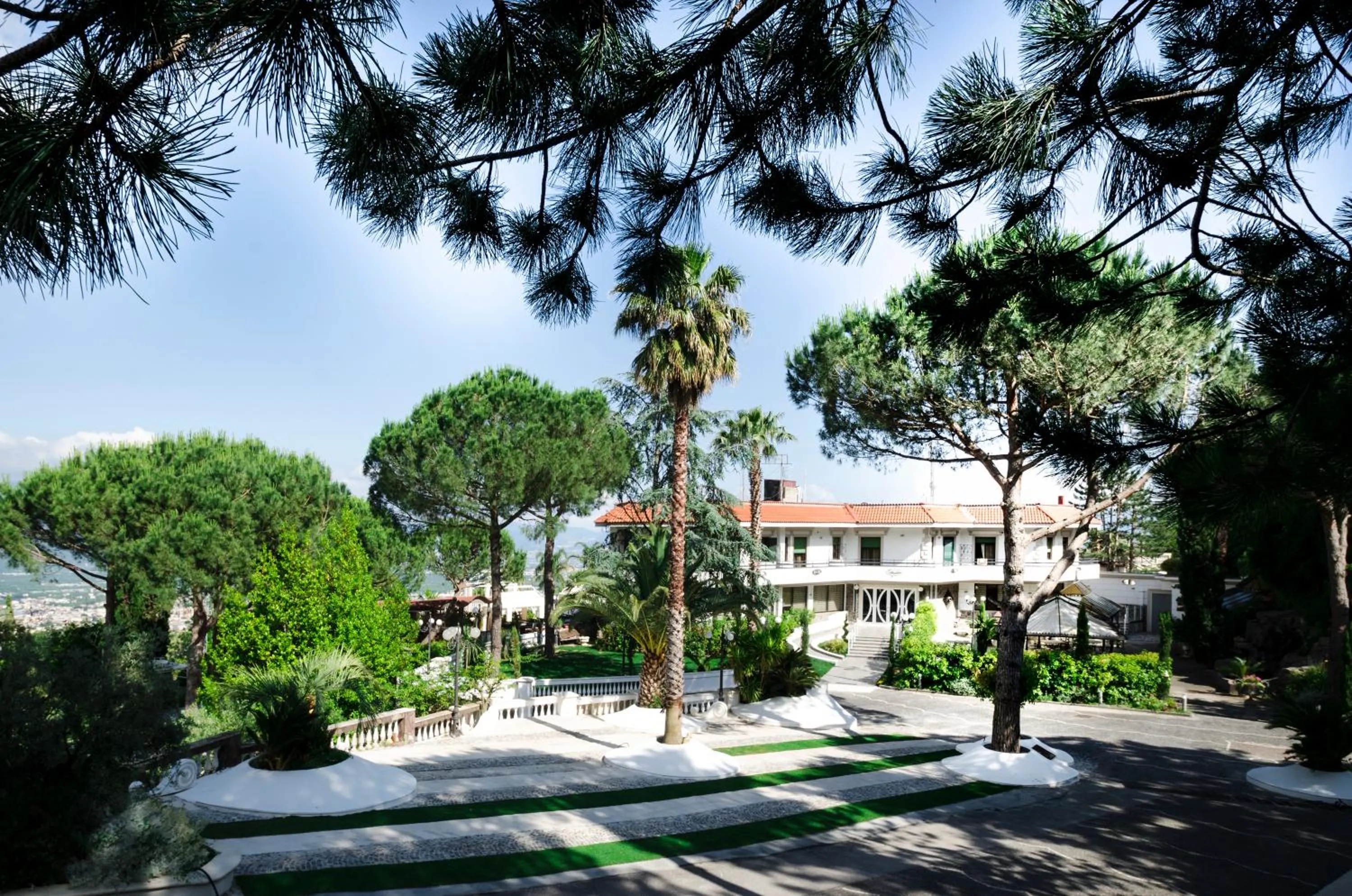 Day in La Baita Del Re Resort