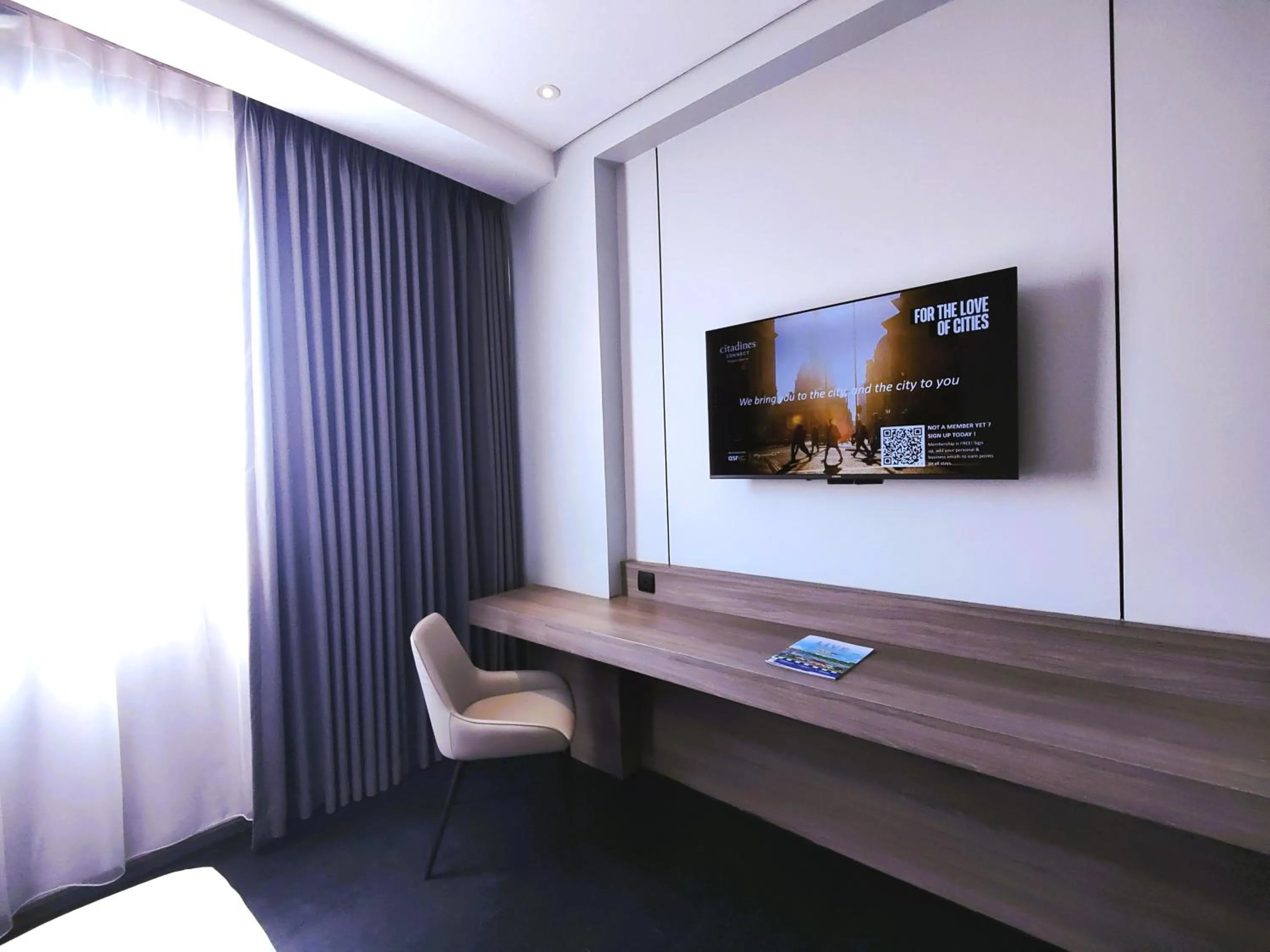 TV and multimedia in Citadines Connect Airport Jakarta Hotel