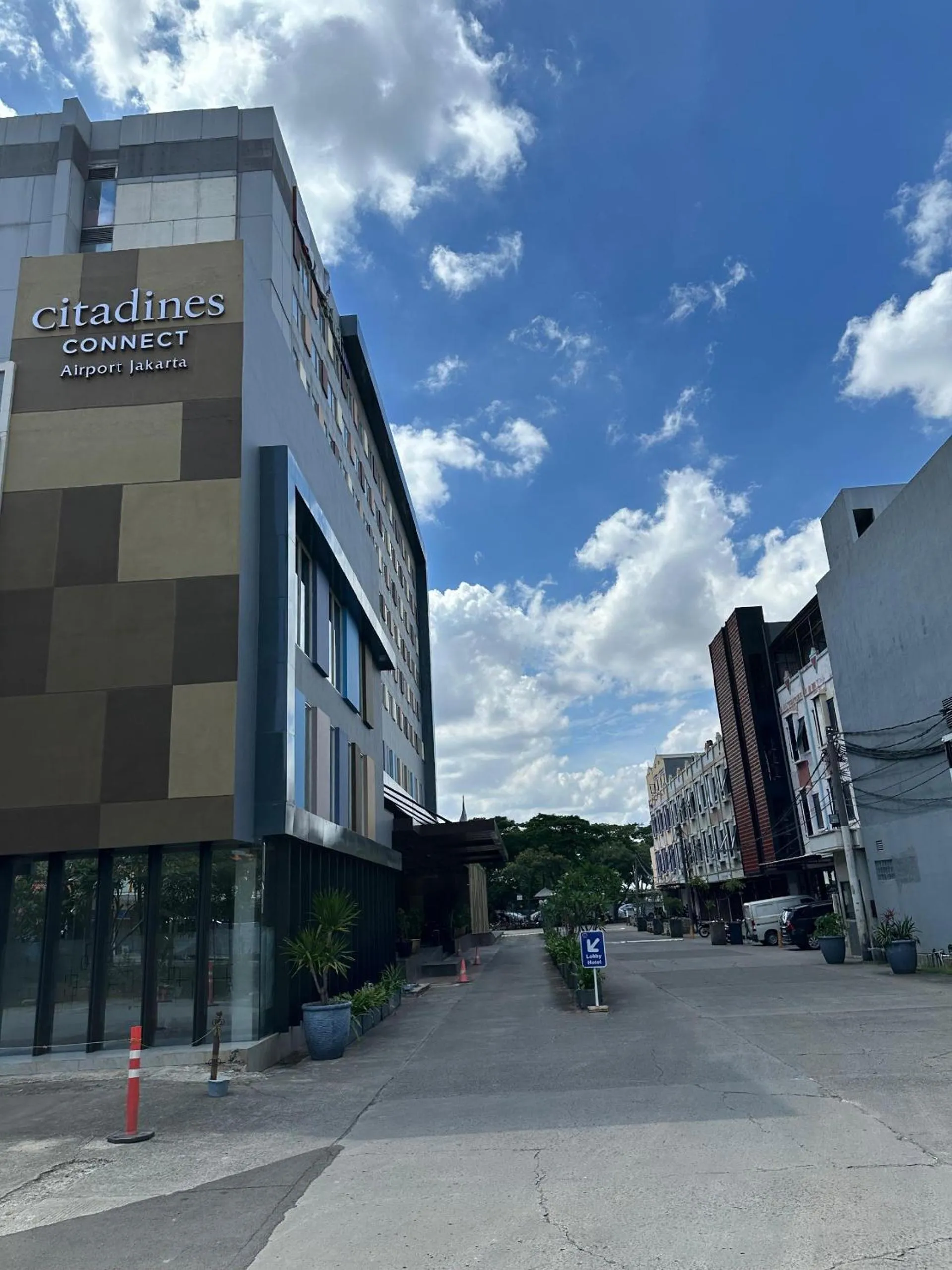 Property building in Swiss-Belinn Airport Jakarta