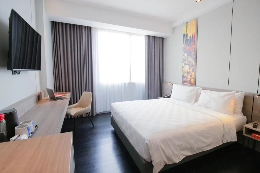 Bedroom, Bed in Swiss-Belinn Airport Jakarta