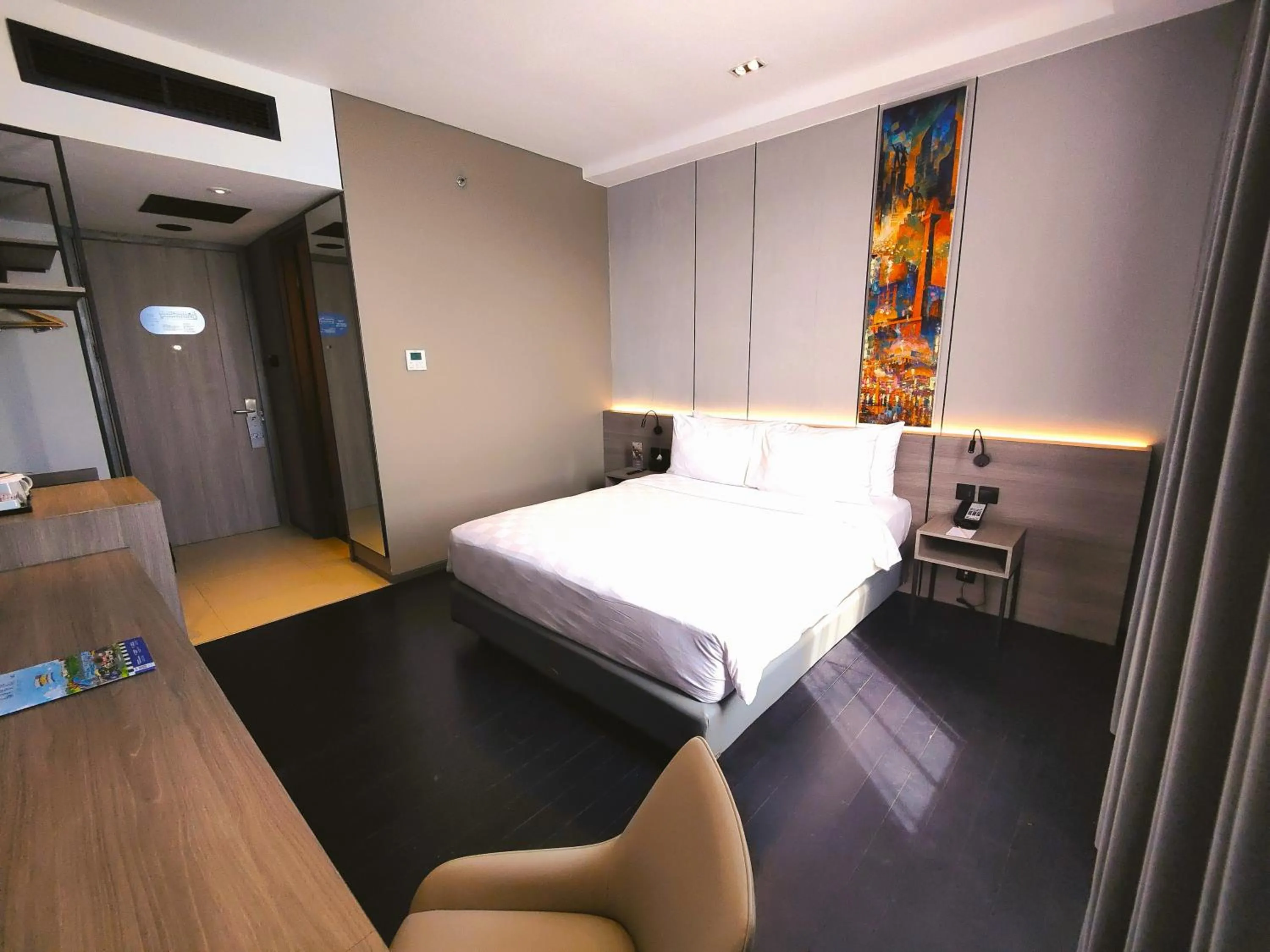 Bedroom, Bed in Citadines Connect Airport Jakarta Hotel