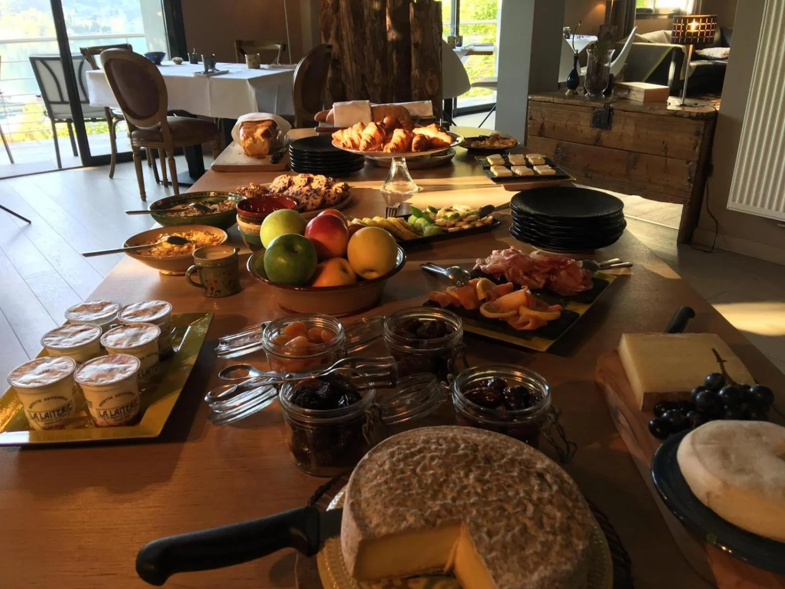 Buffet breakfast in Chalet Christine