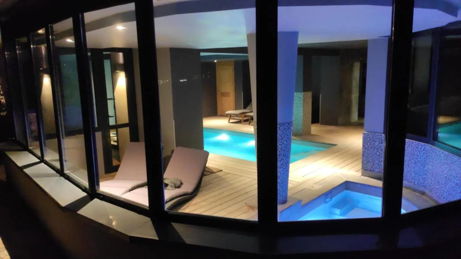 Hot Tub in Chalet Christine