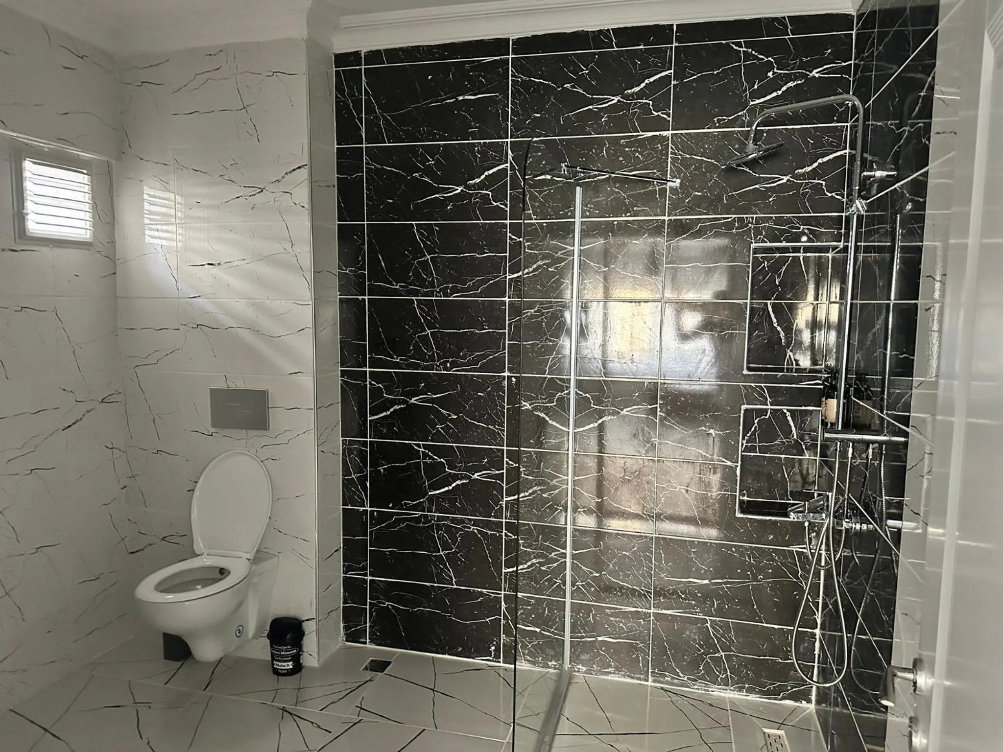 Shower in Cevvo Hotel