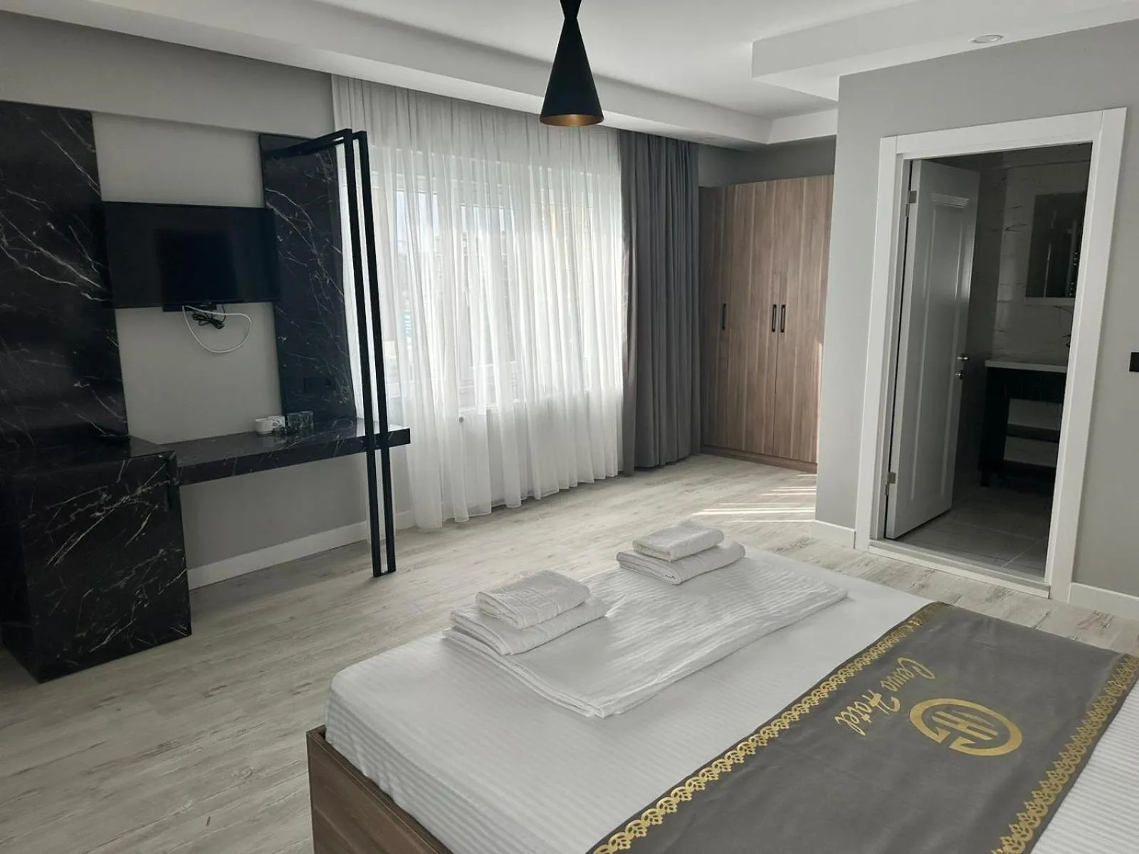 TV and multimedia, Bed in Cevvo Hotel