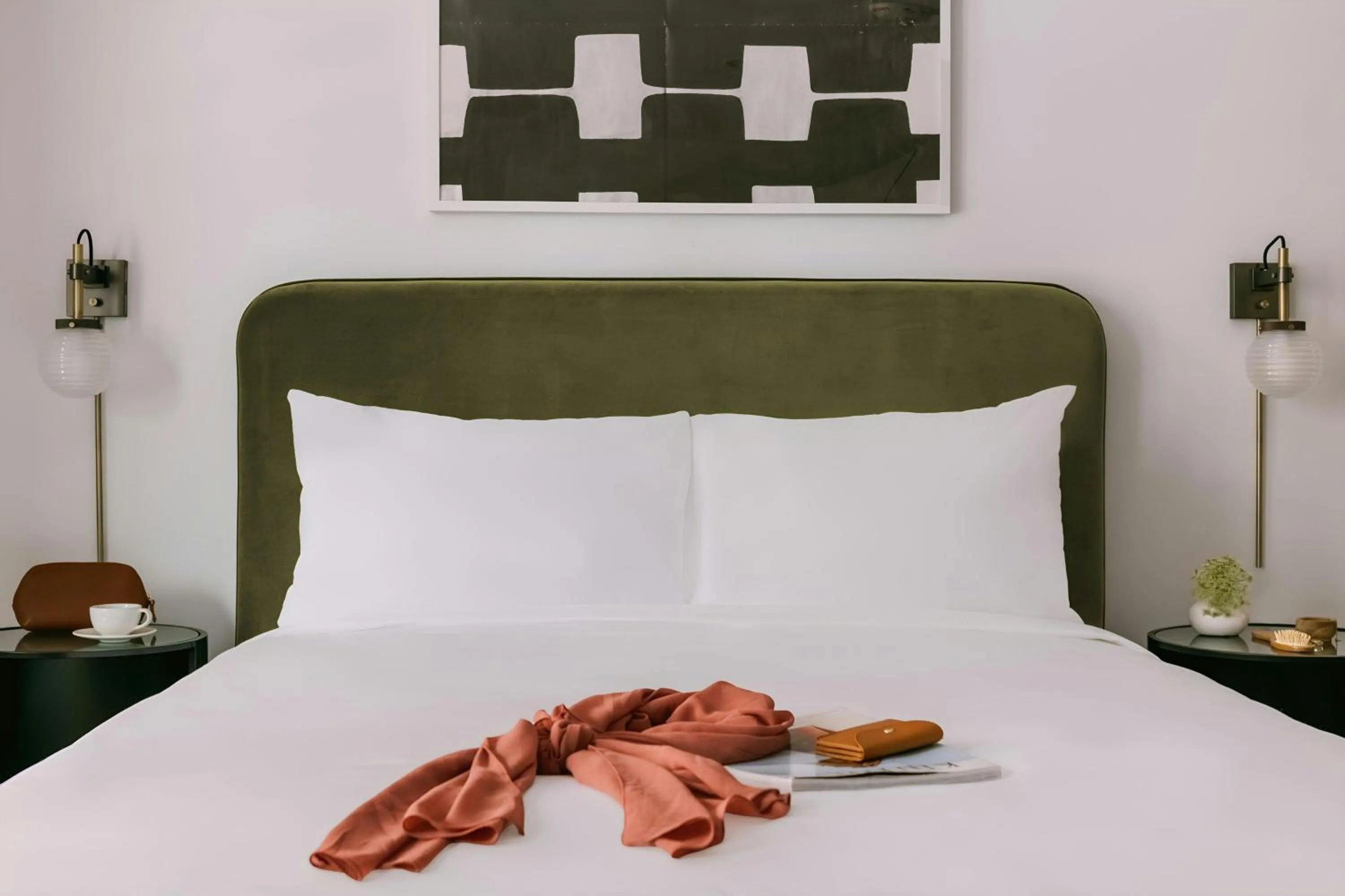 Bedroom, Bed in Sonder by Marriott Bonvoy Arlo Apartments Downtown