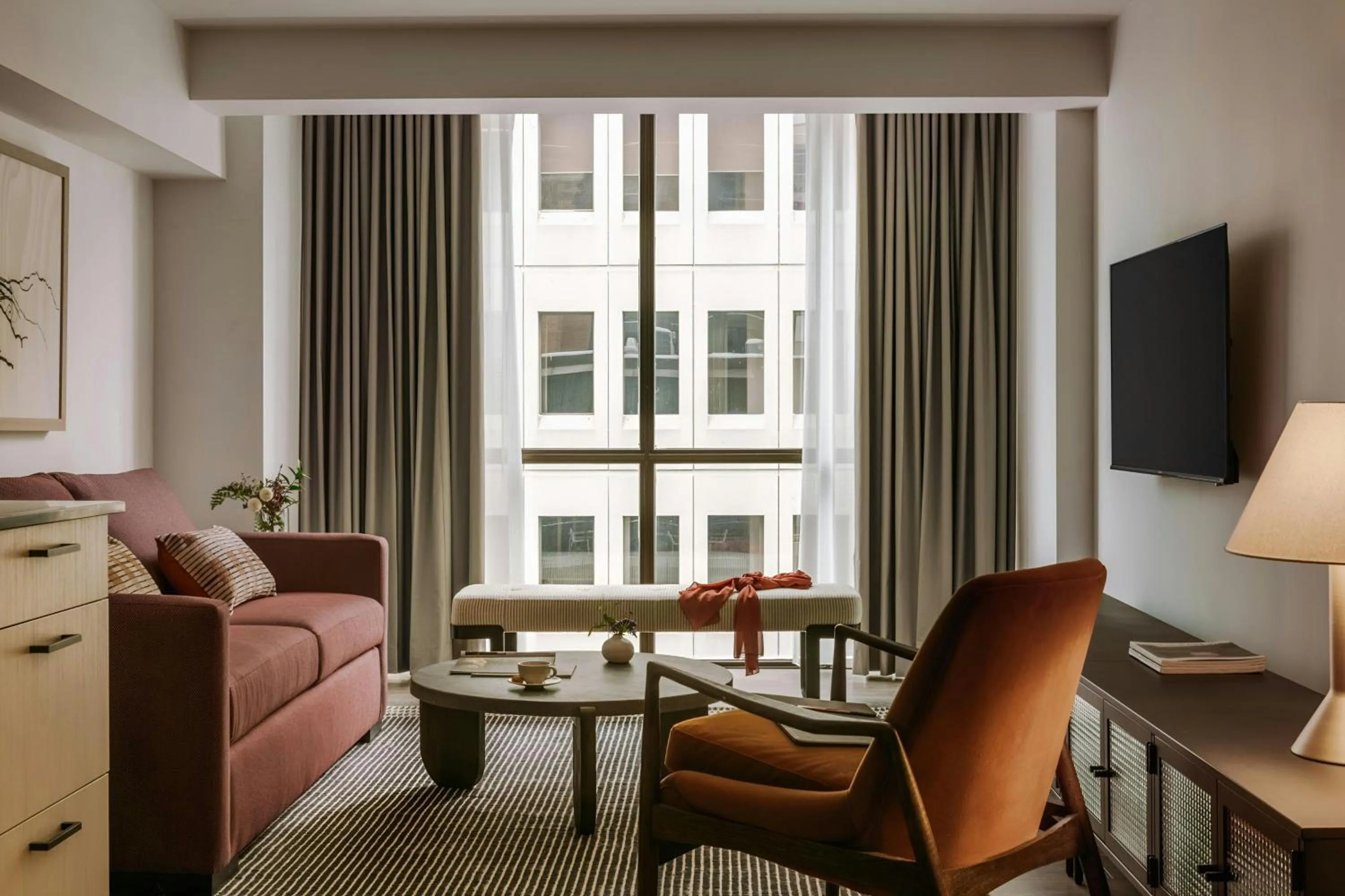 Living room in Sonder by Marriott Bonvoy Arlo Apartments Downtown