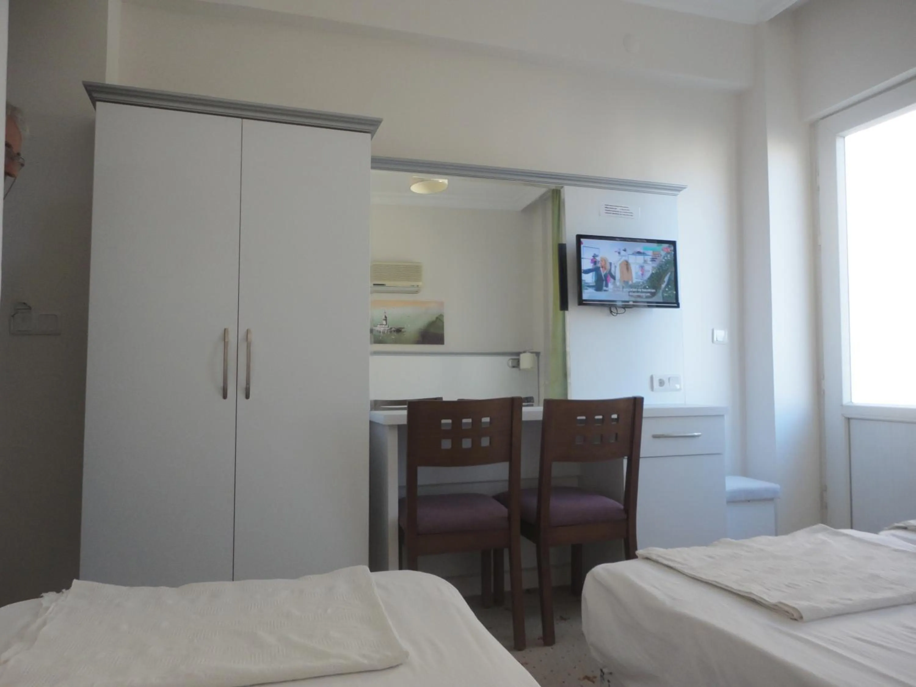 Photo of the whole room, Bed in Cicek Hotel & Apartments