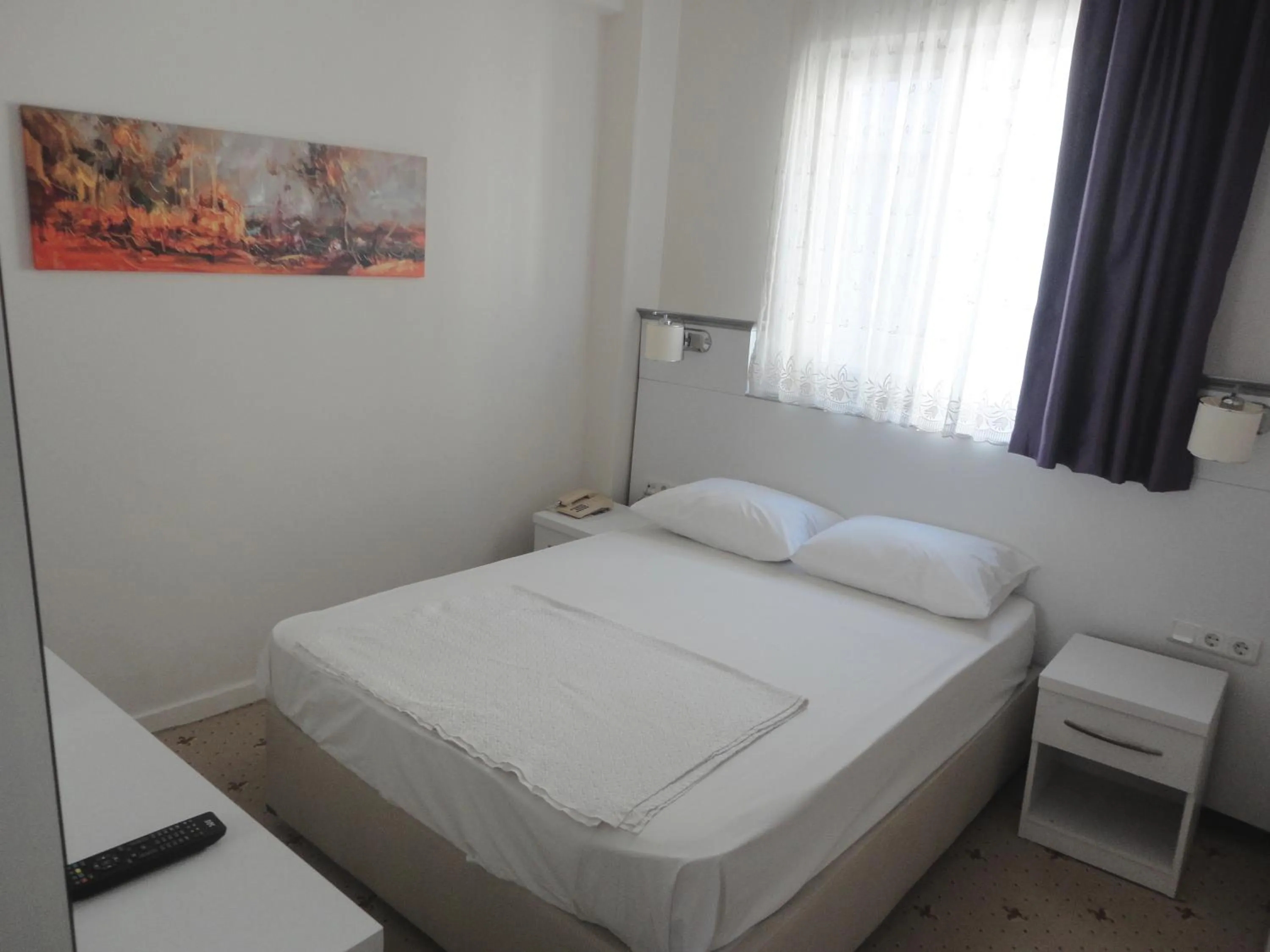 Photo of the whole room, Bed in Cicek Hotel & Apartments