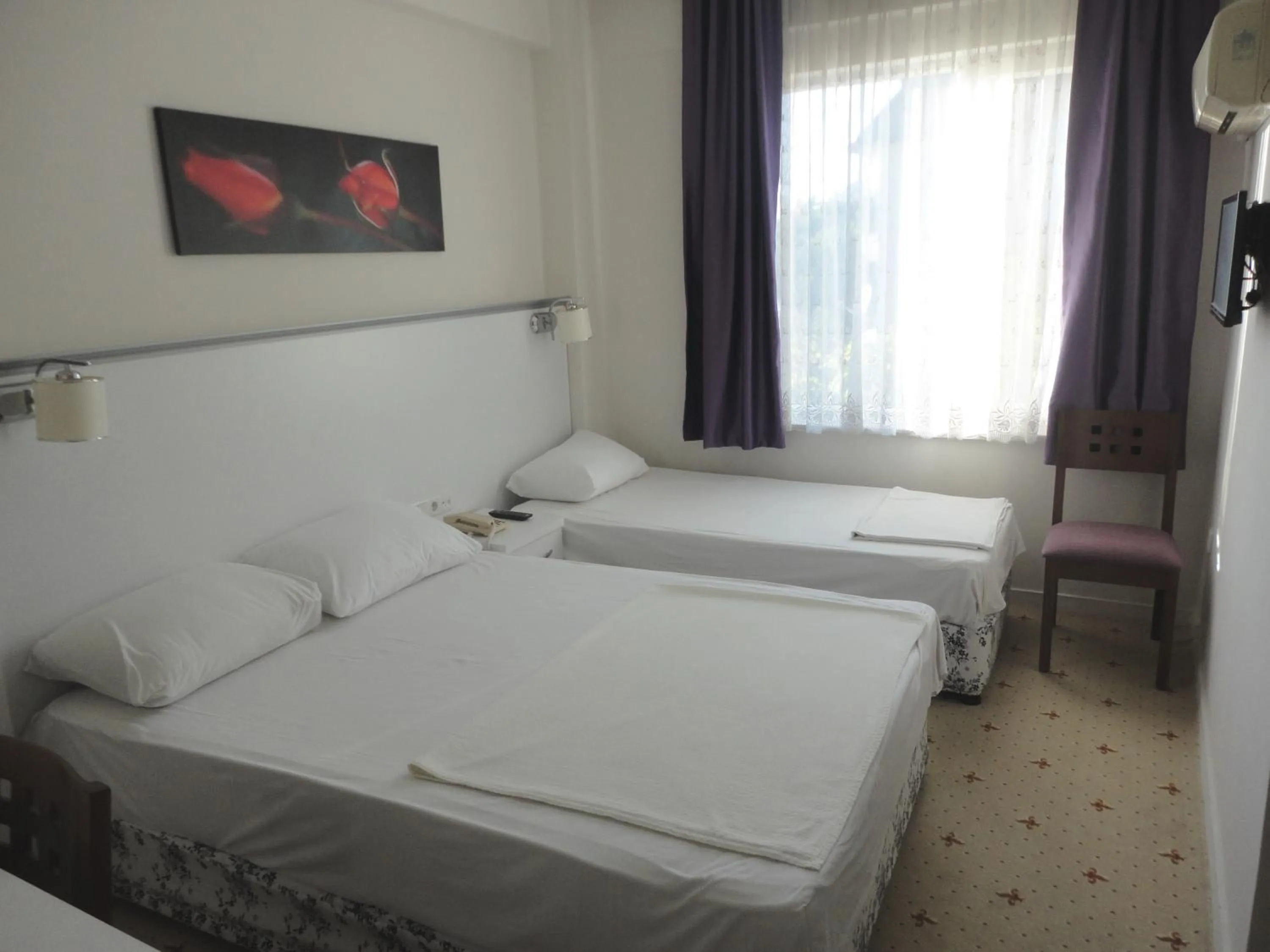 Photo of the whole room, Bed in Cicek Hotel & Apartments