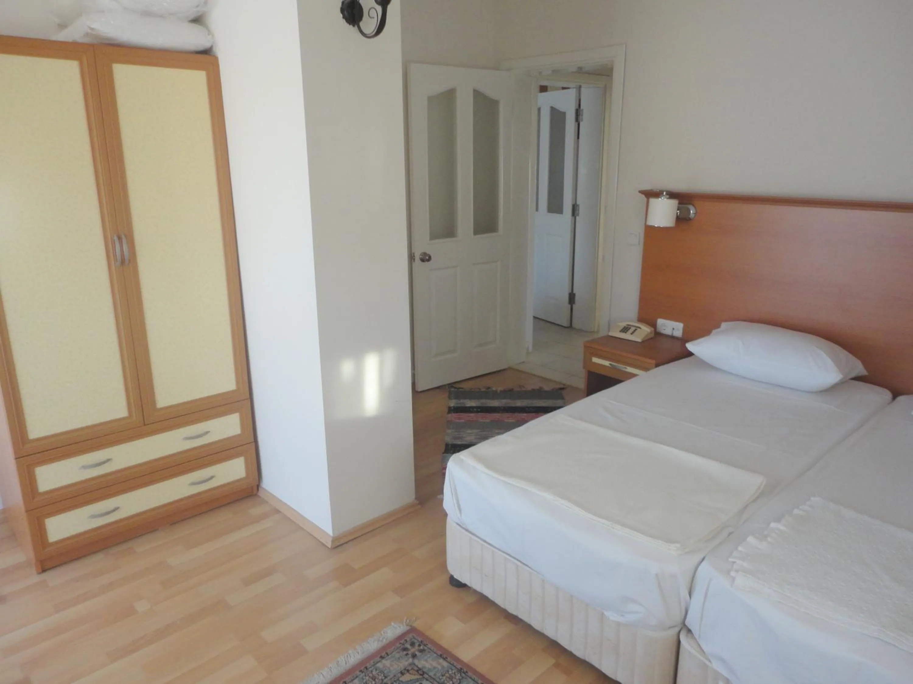 Bedroom, Bed in Cicek Hotel & Apartments