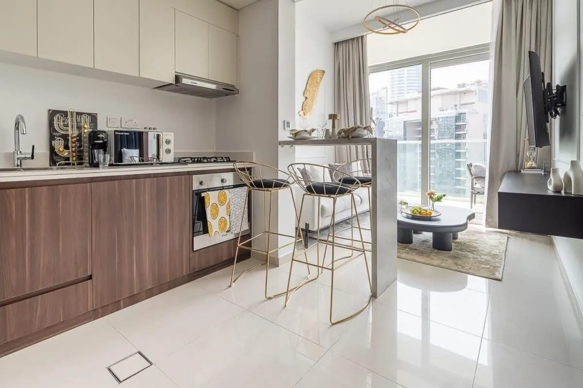 Frank Porter - Reva Residences