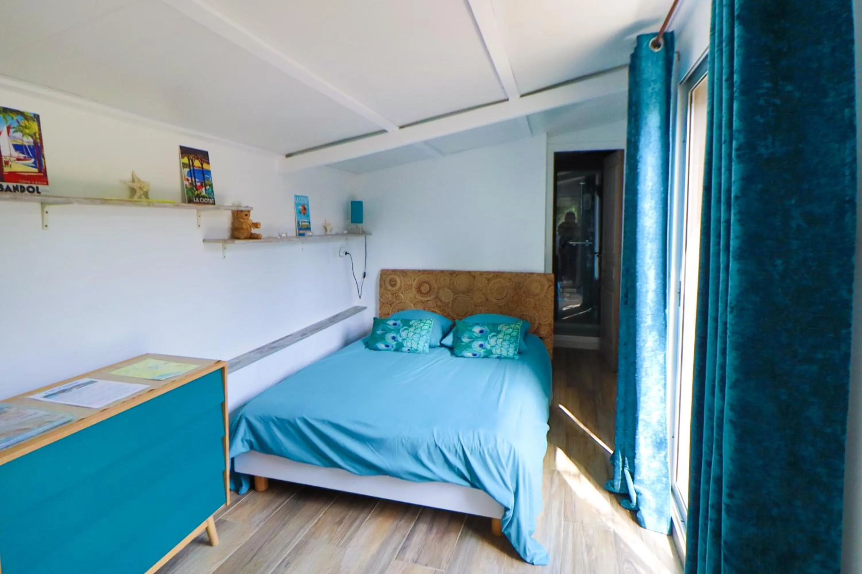 Photo of the whole room, Bed in Le Mas de Bertagne