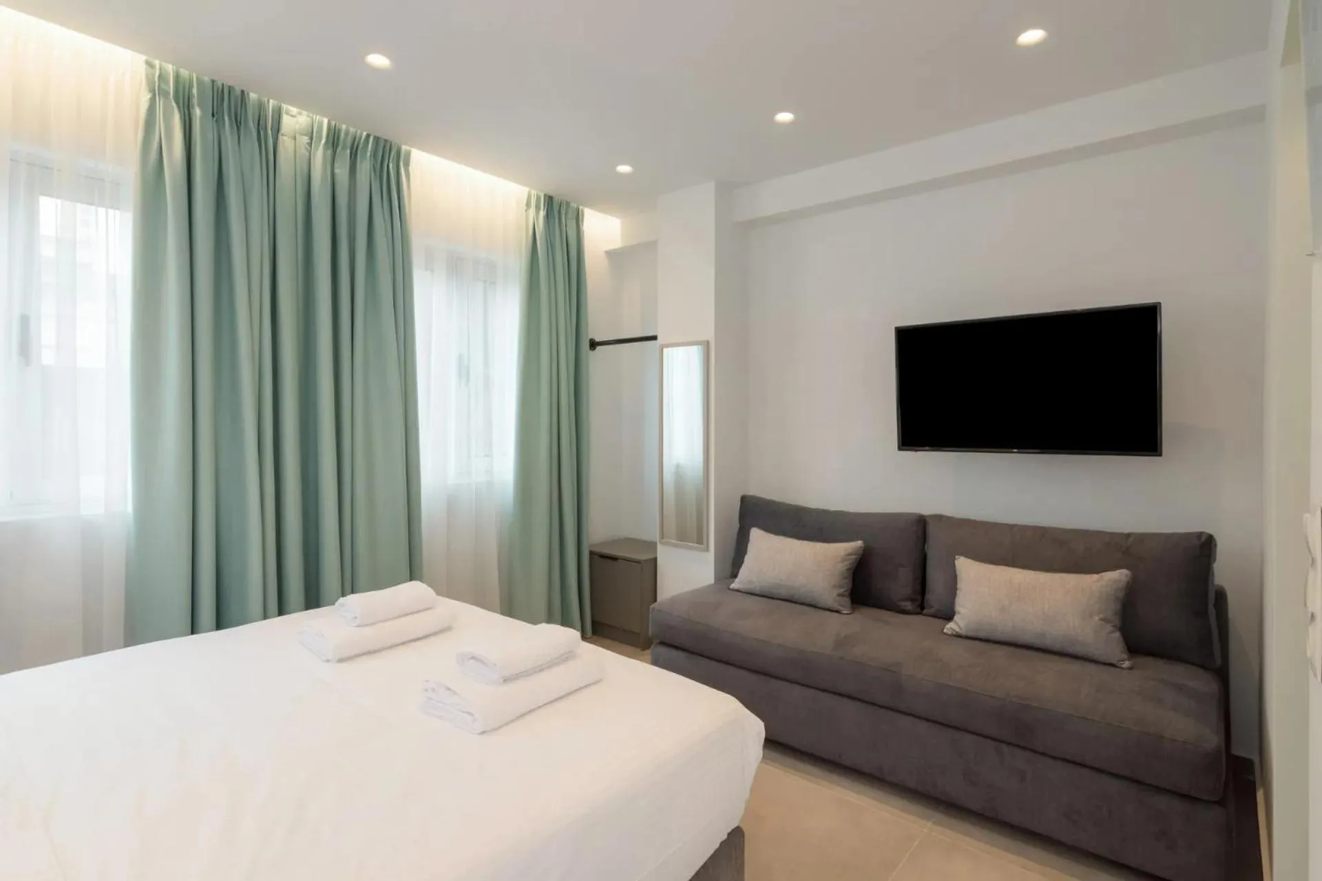 Bed in Athens Theatrou Apartments