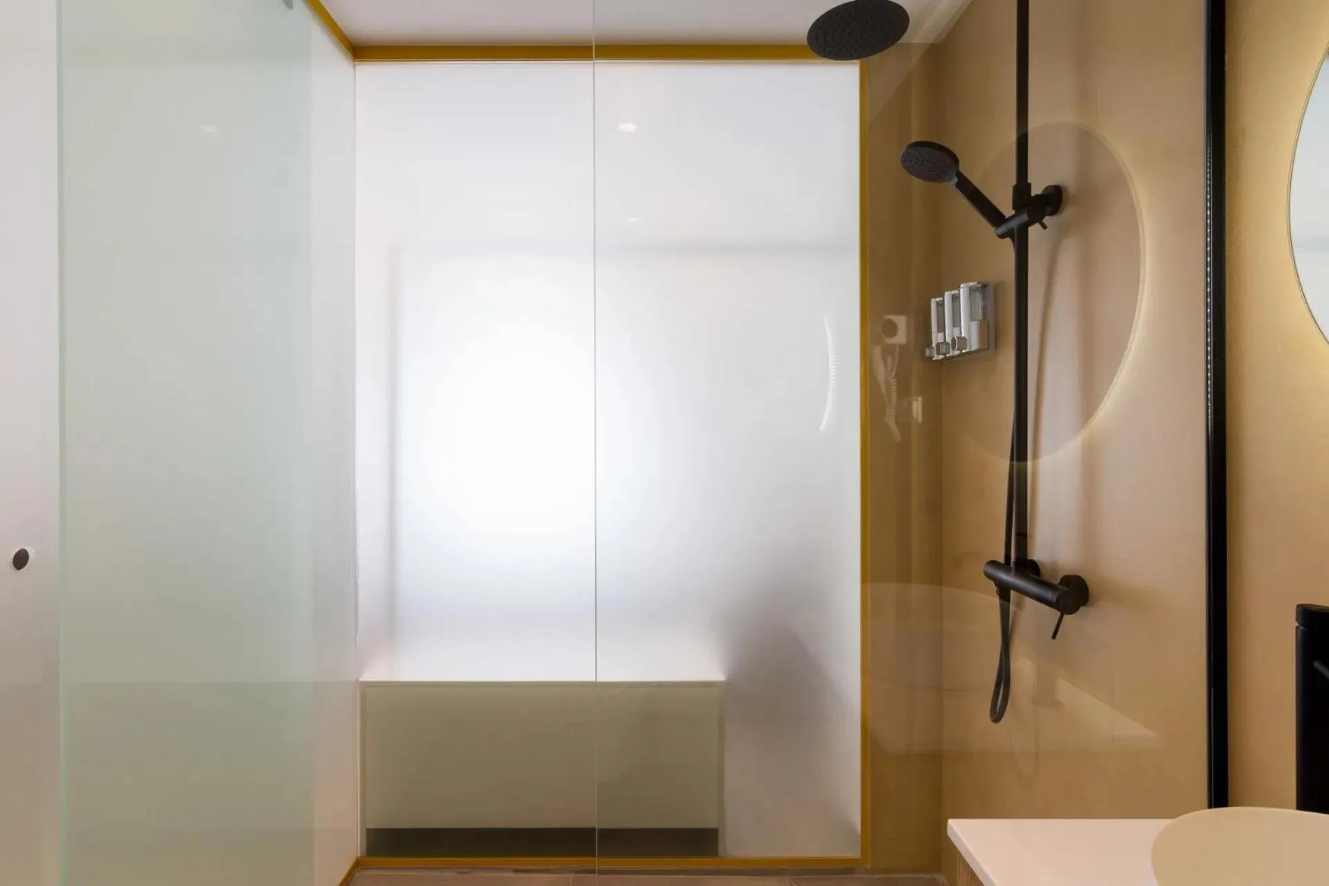 Athens Theatrou Apartments