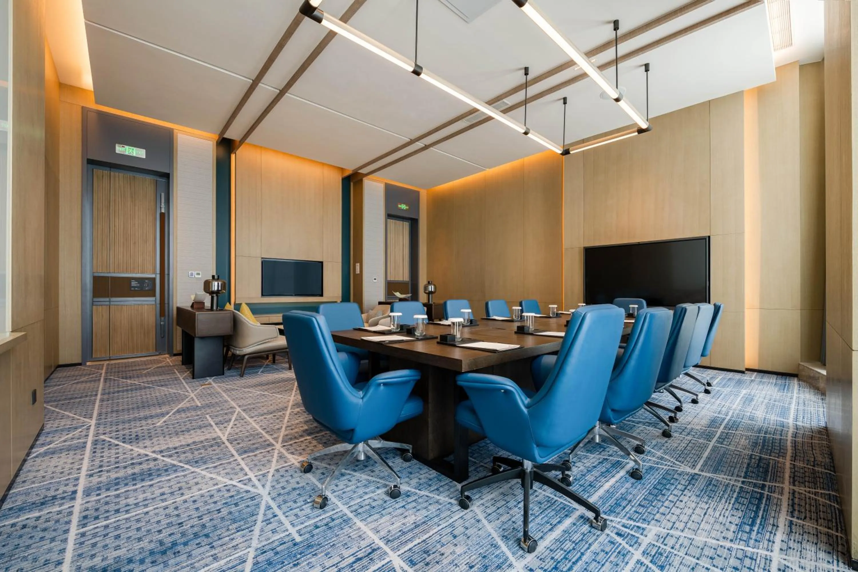 Meeting/conference room in Wuhan Marriott Hotel Wuchang