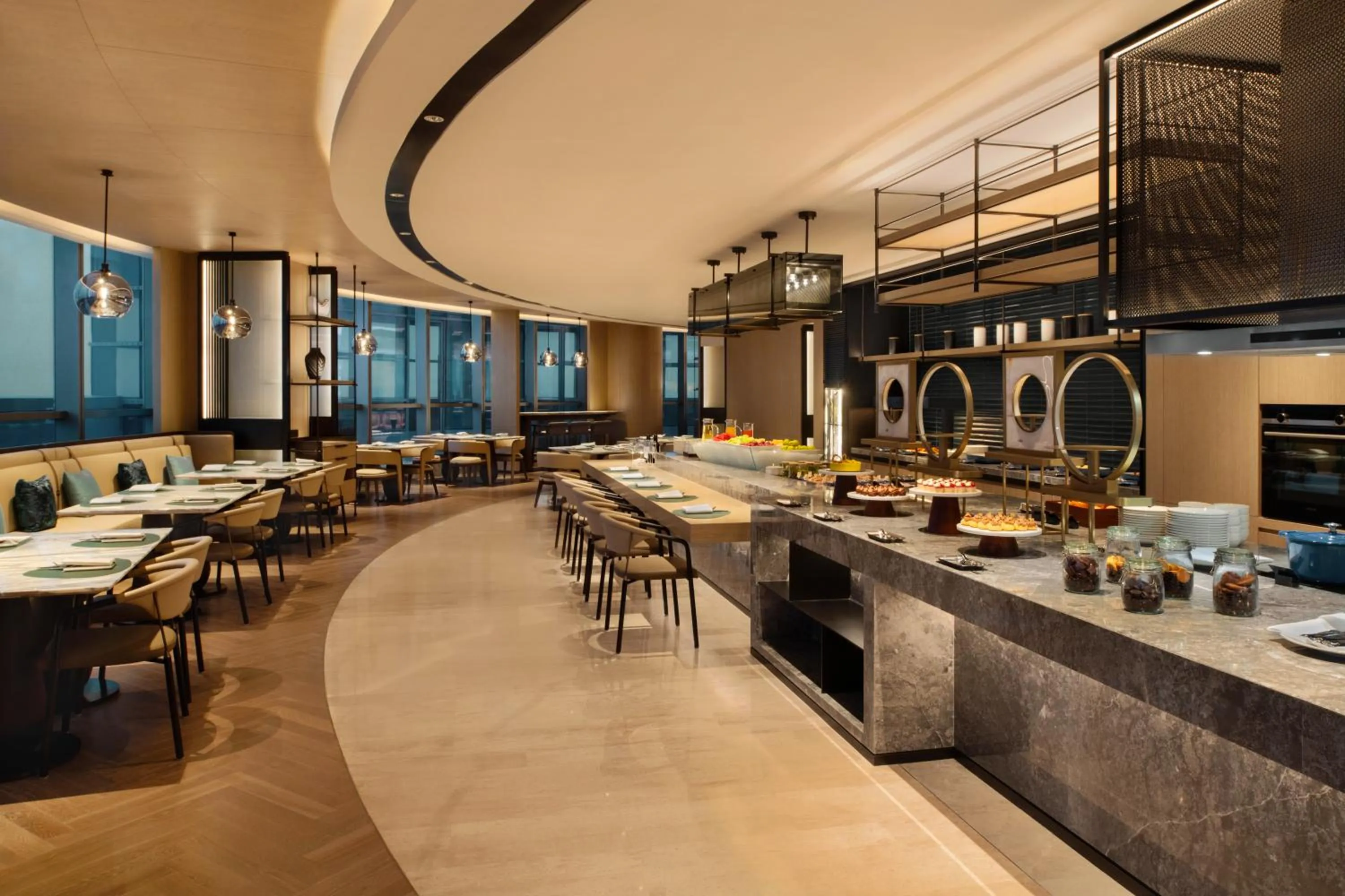 Communal lounge/ TV room in Wuhan Marriott Hotel Wuchang