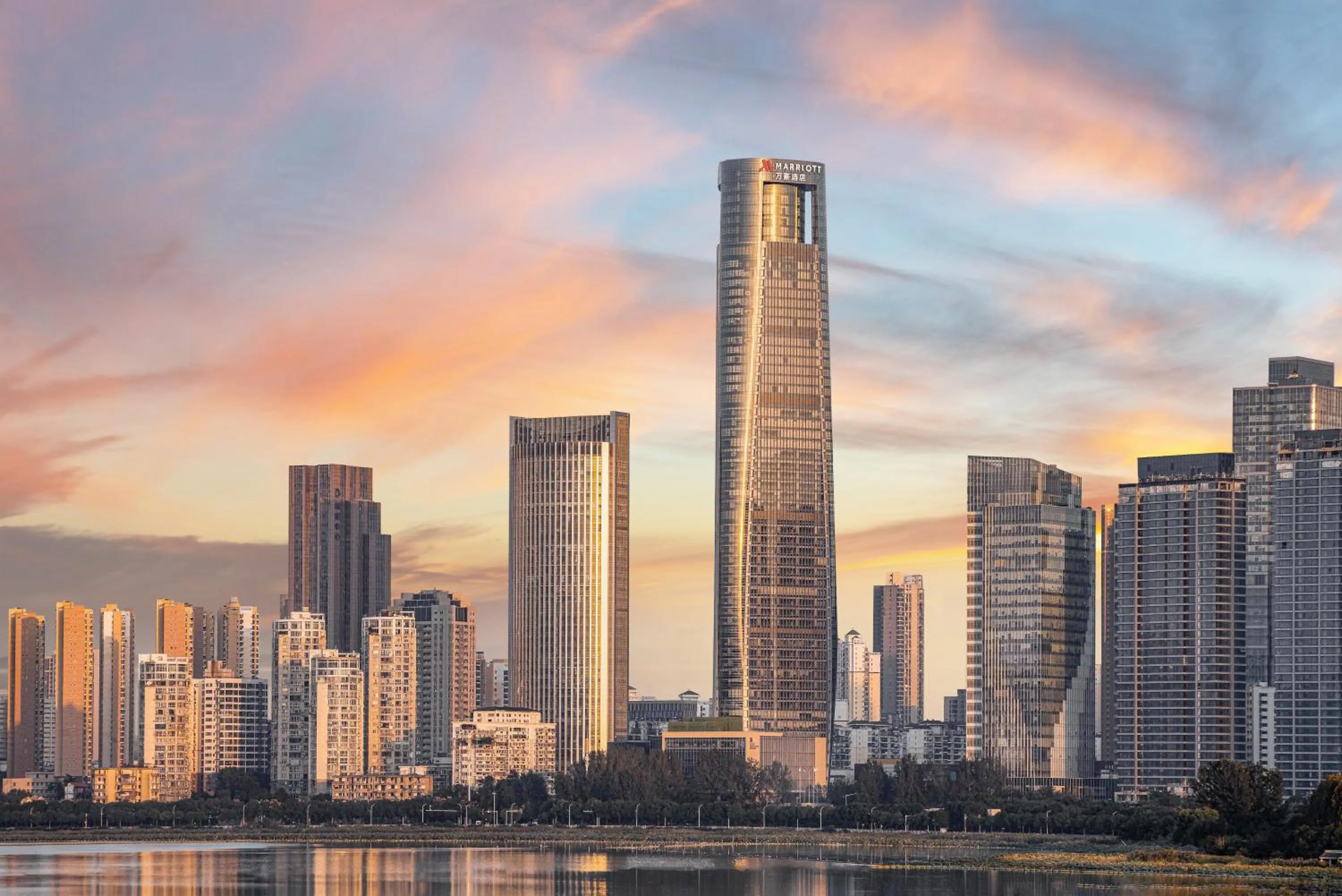 Property building in Wuhan Marriott Hotel Wuchang