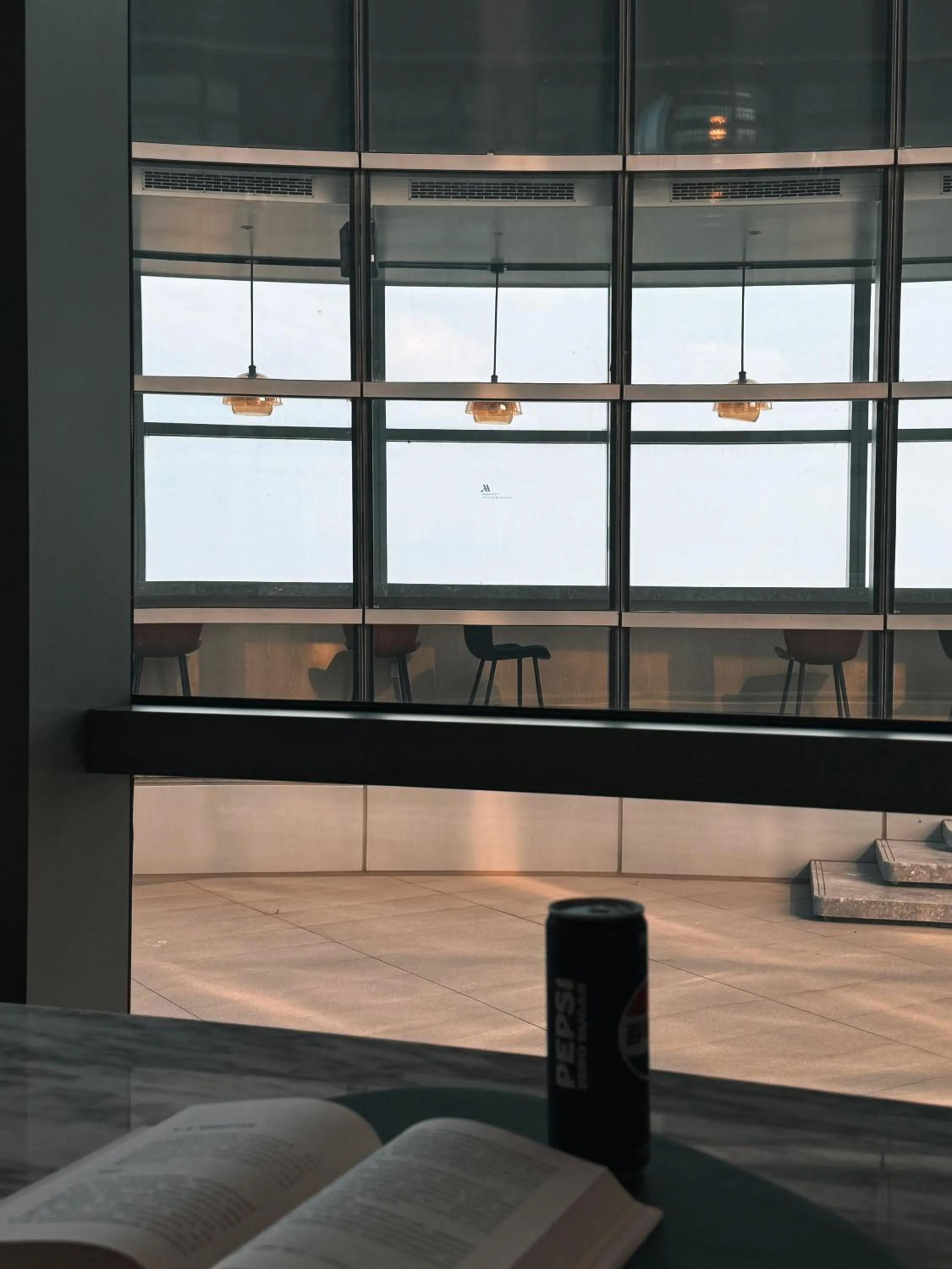 Balcony/Terrace, Bed in Wuhan Marriott Hotel Wuchang