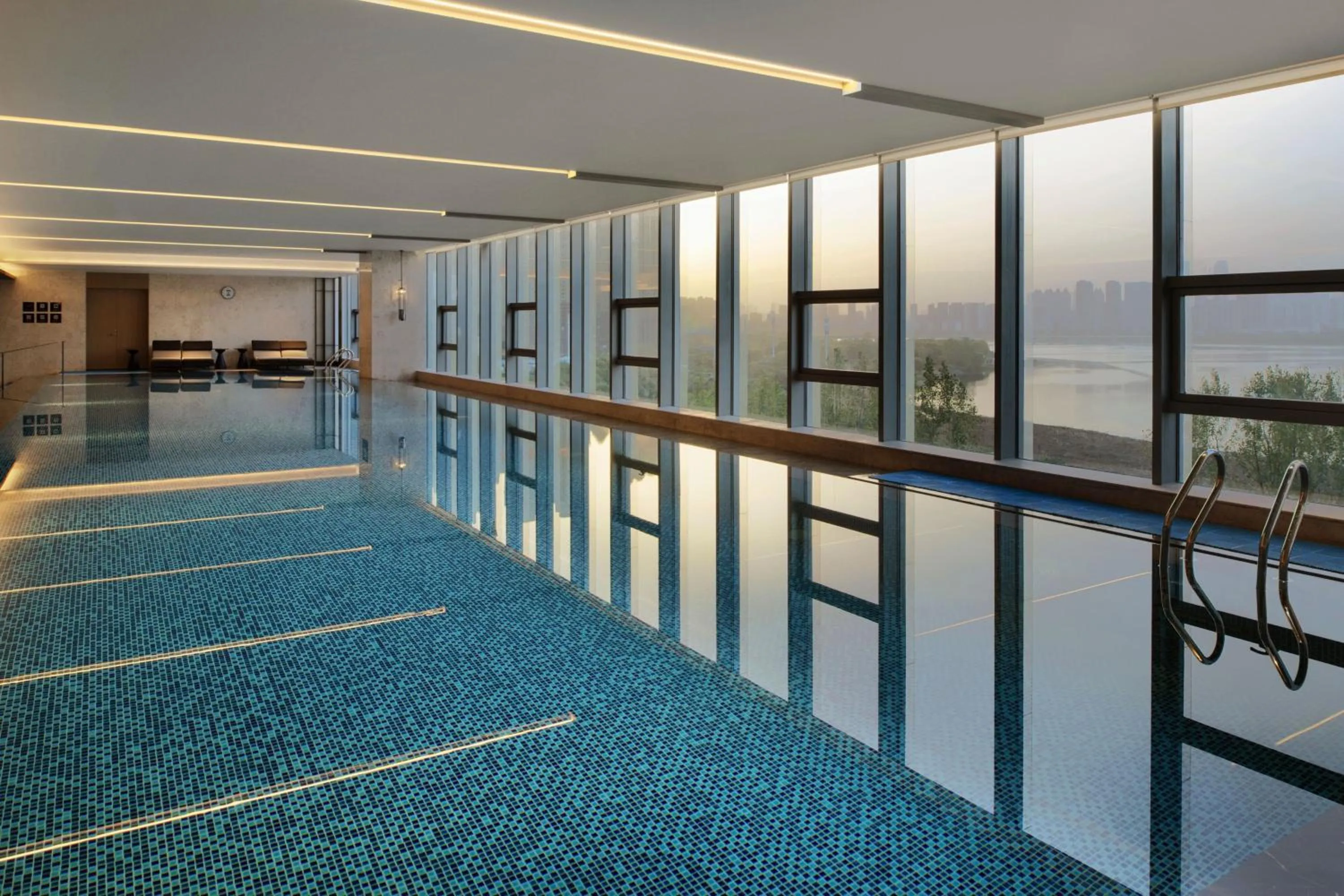 Swimming pool in Wuhan Marriott Hotel Wuchang