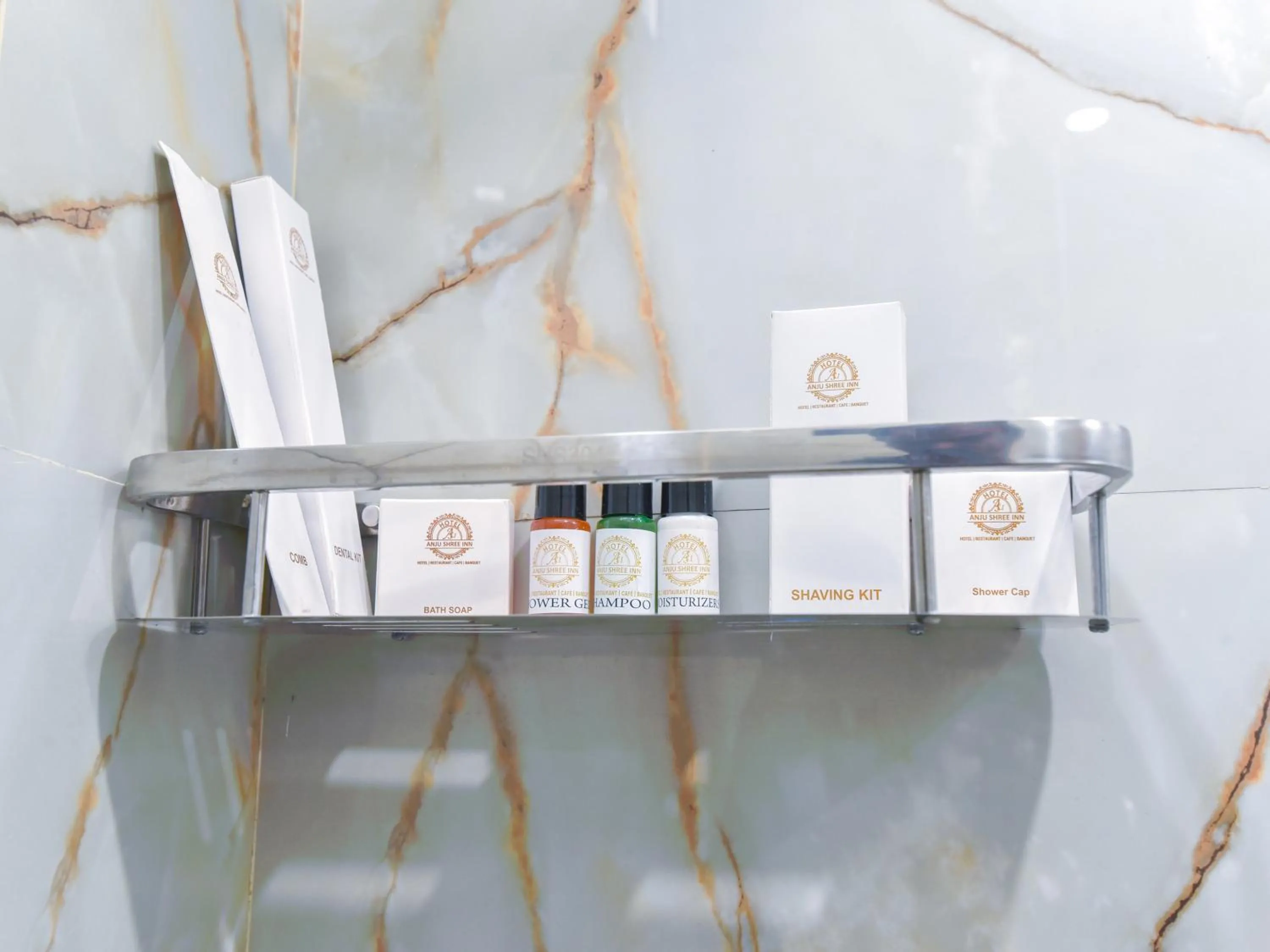 Bathroom in Hotel Anju Shree Inn-Near Jaipur Airport Terminal 1