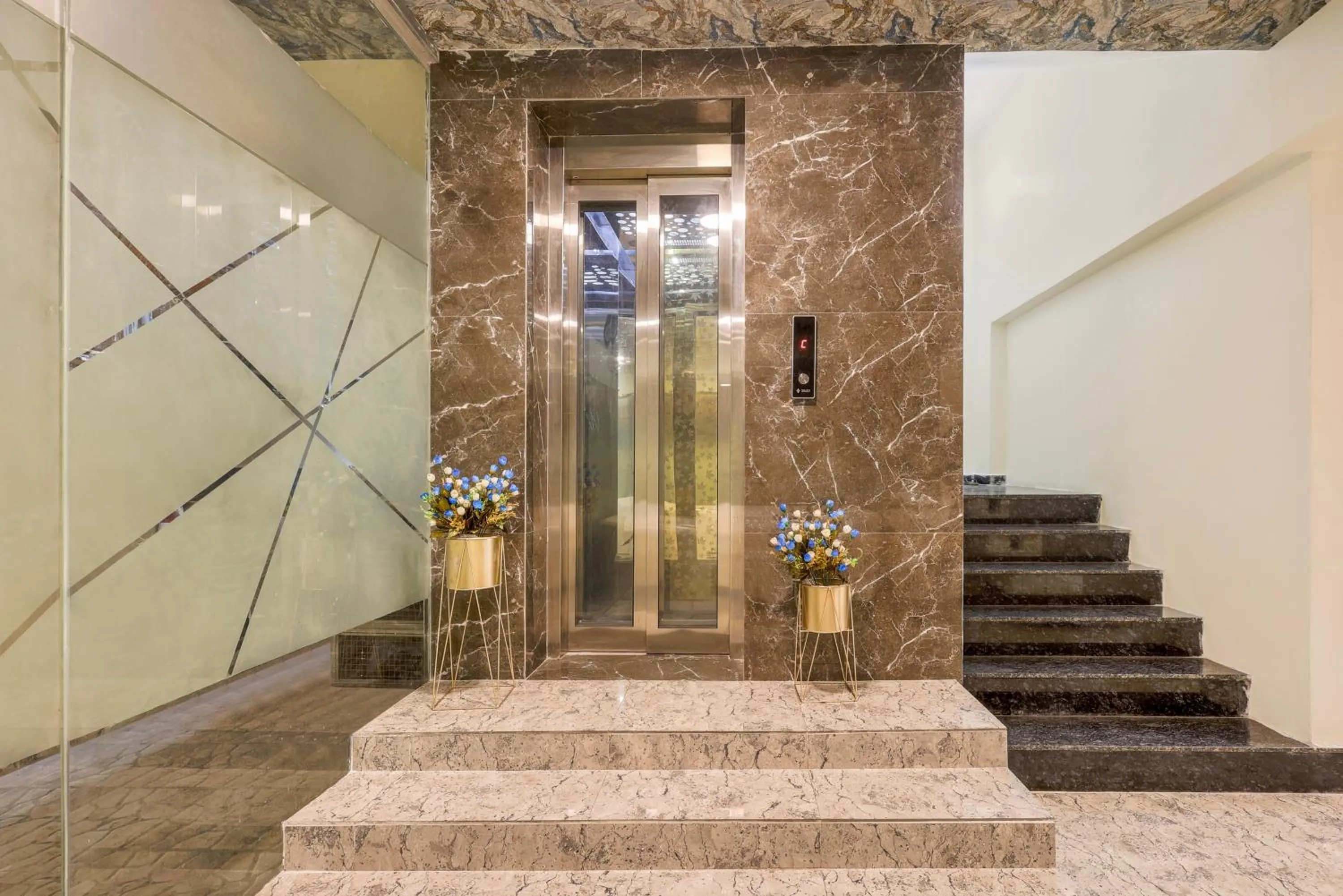 elevator in Treebo Iraa, 5 Minutes From Railway Station