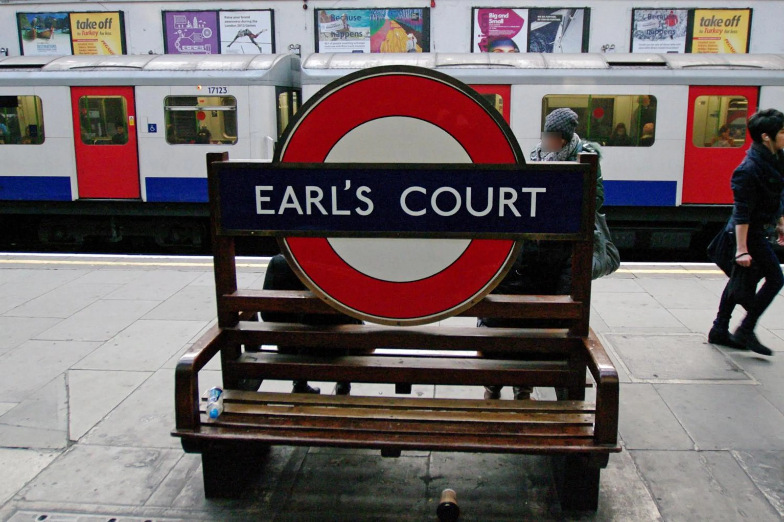 Decorative detail in Exhibition Court Hotel 4