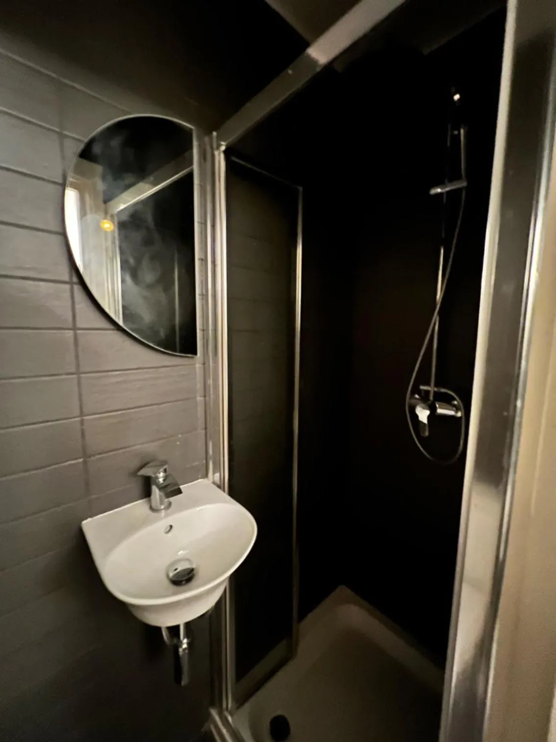 Bathroom in Exhibition Court Hotel 4