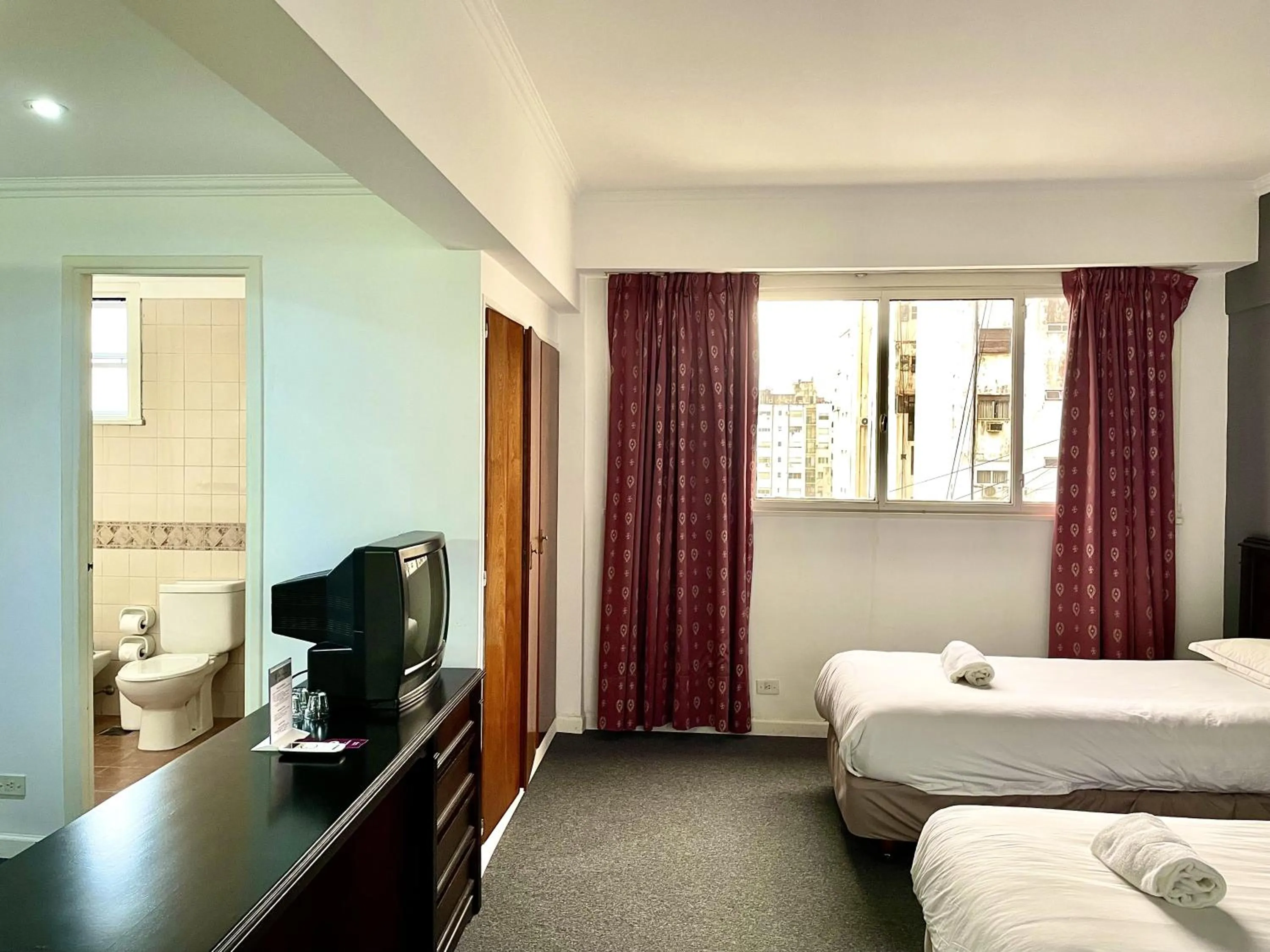 Photo of the whole room in Hotel BA Congreso