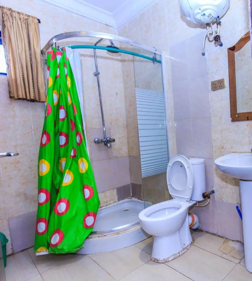 Bathroom in BEN AUTO Hotel