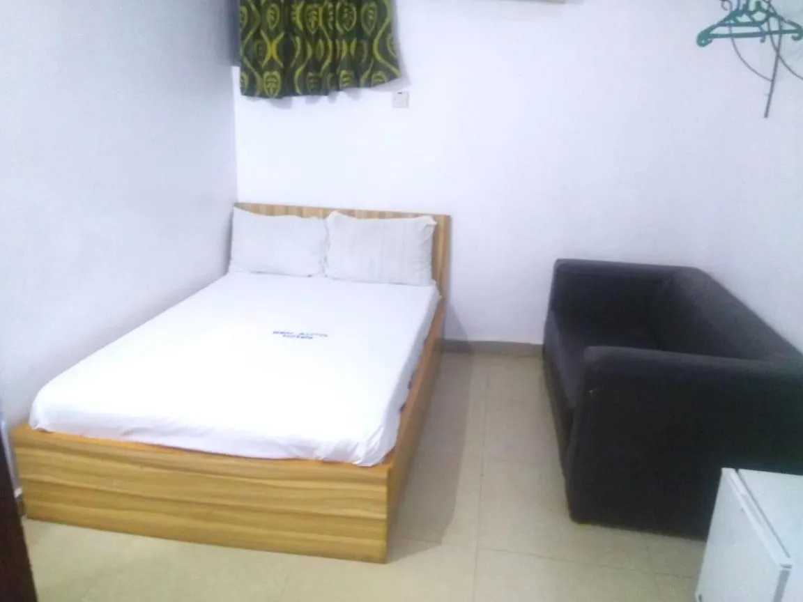 Bedroom, Bed in BEN AUTO Hotel