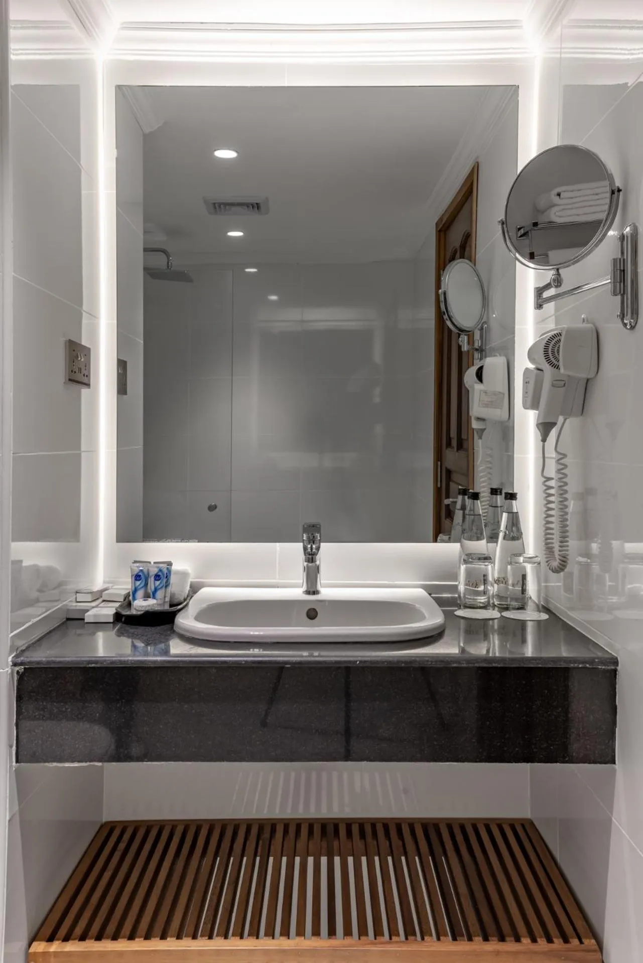 Bathroom in Premium Inn Mombasa City