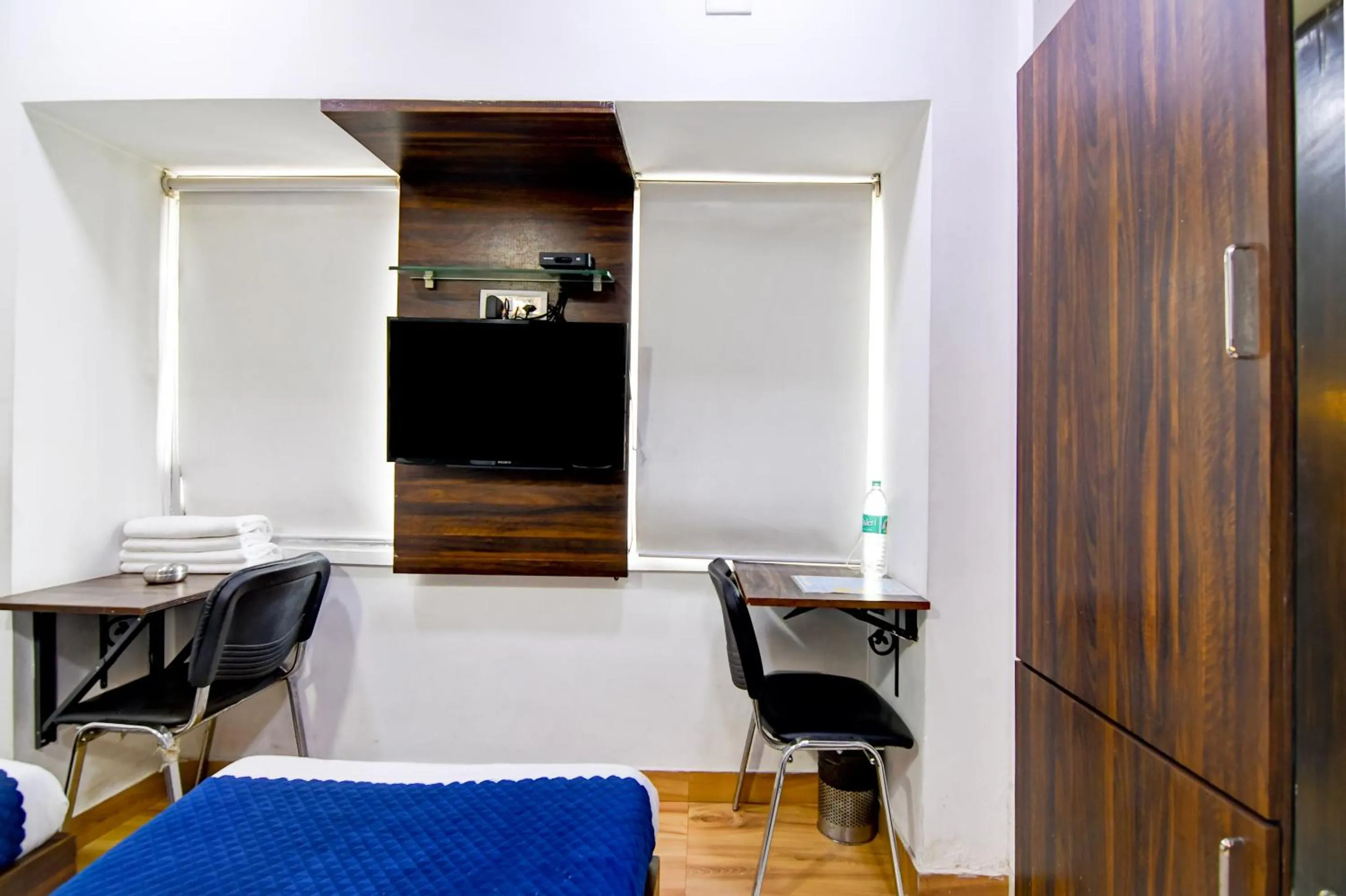 Bedroom in Hotel Q Inn