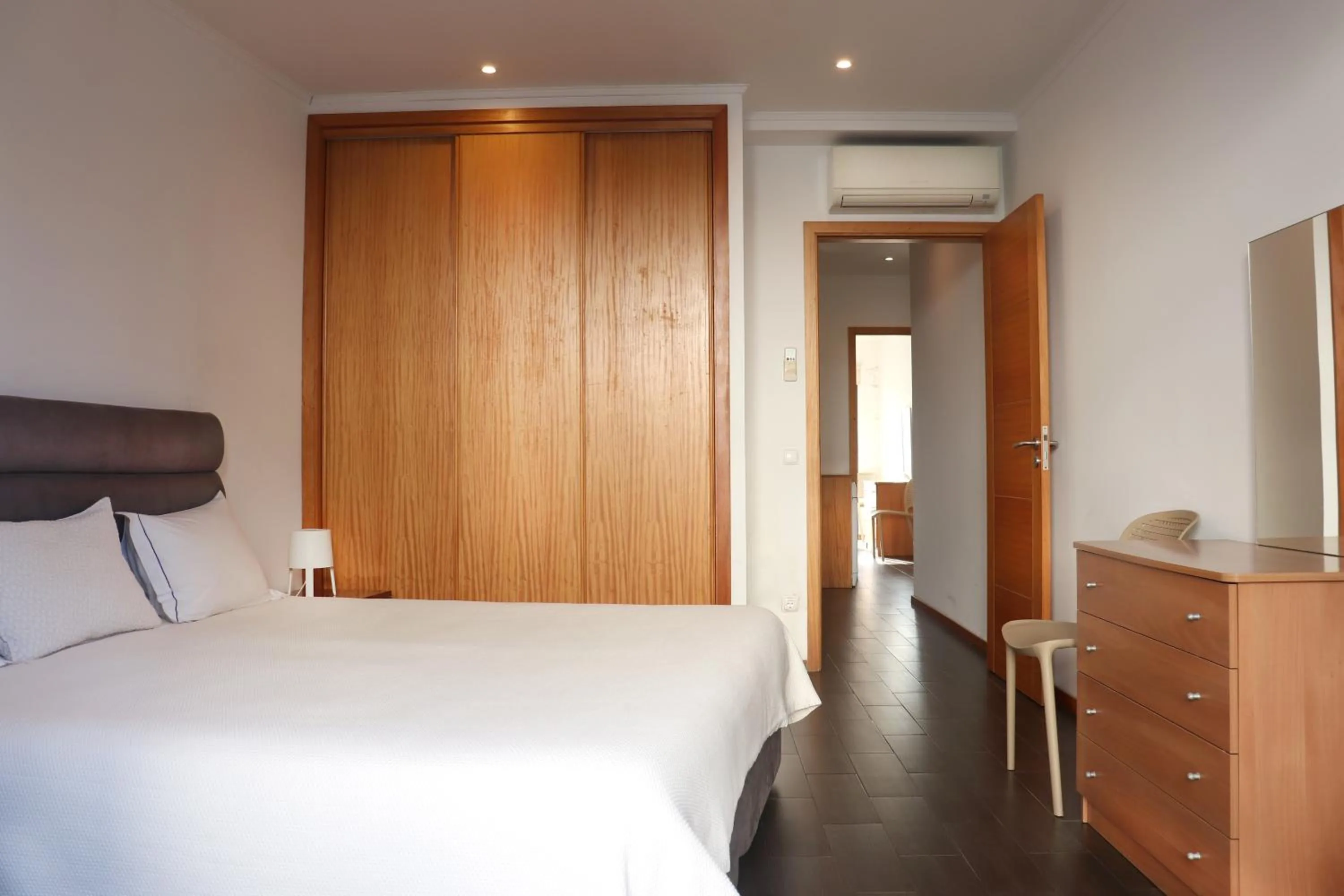 Bed in Faial Marina Apartments 1