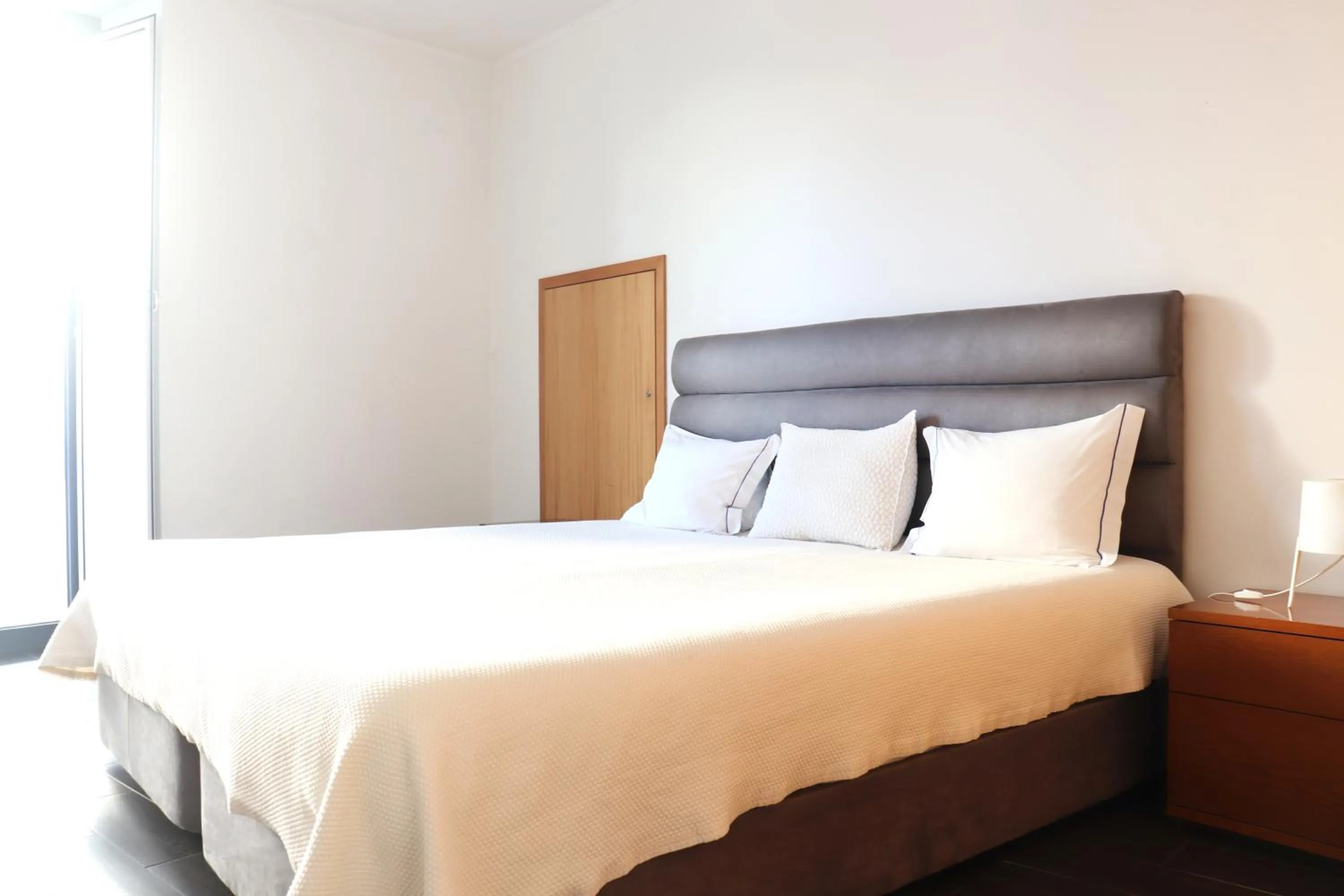 Bed in Faial Marina Apartments 1