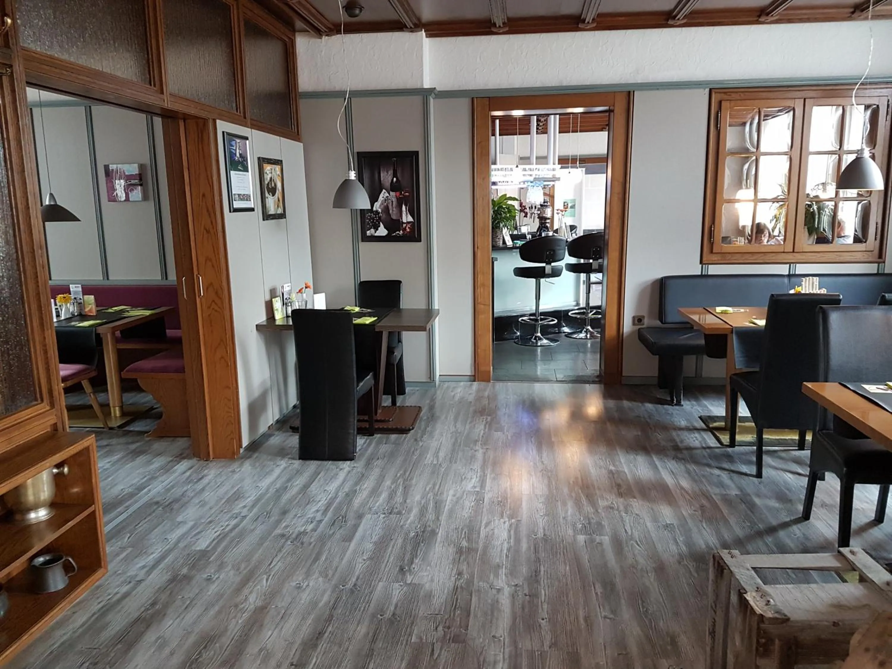 Restaurant/places to eat in Bennetts Restaurant und Hotel