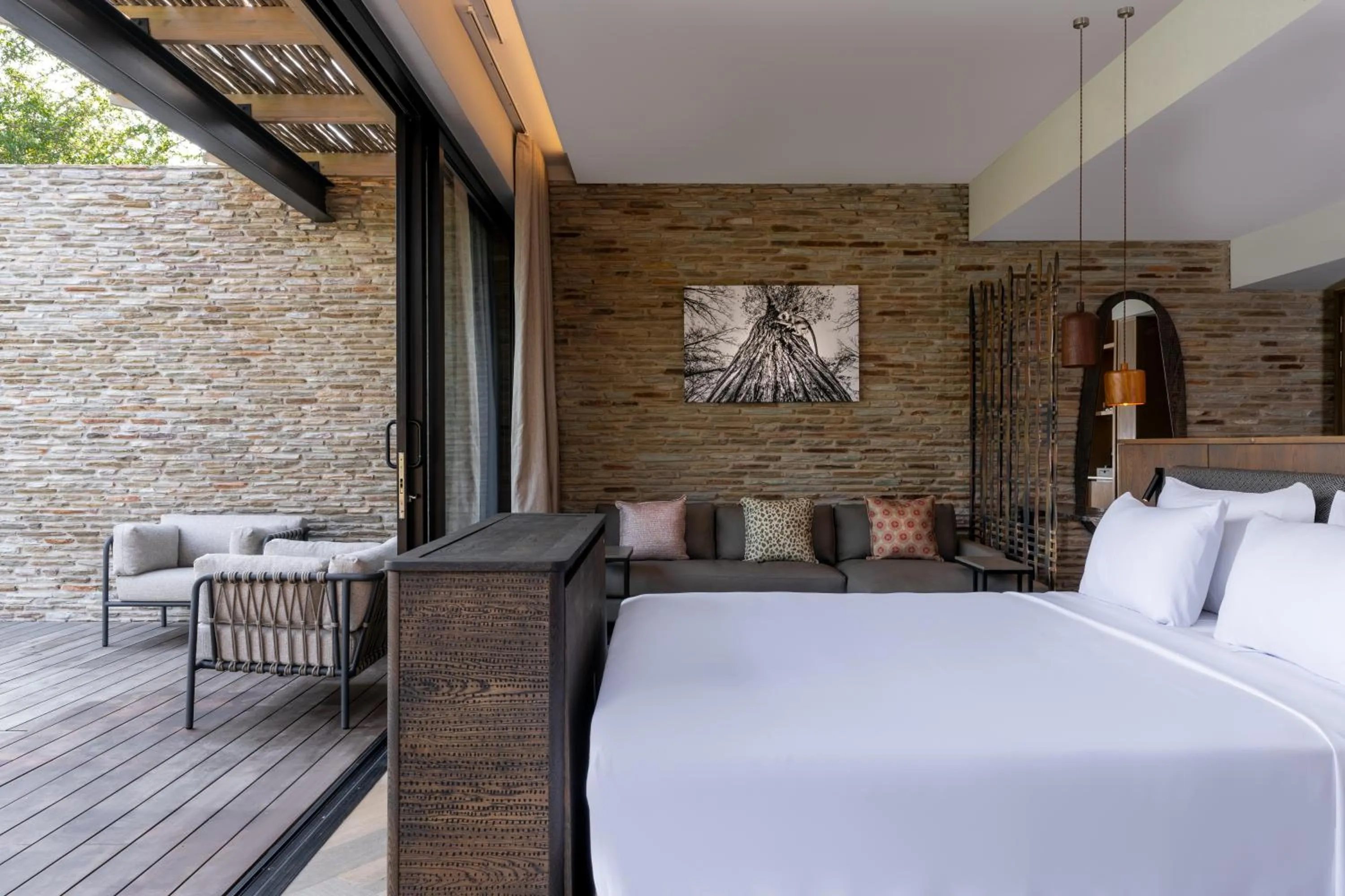 Patio, Bed in Radisson Safari Hotel Hoedspruit