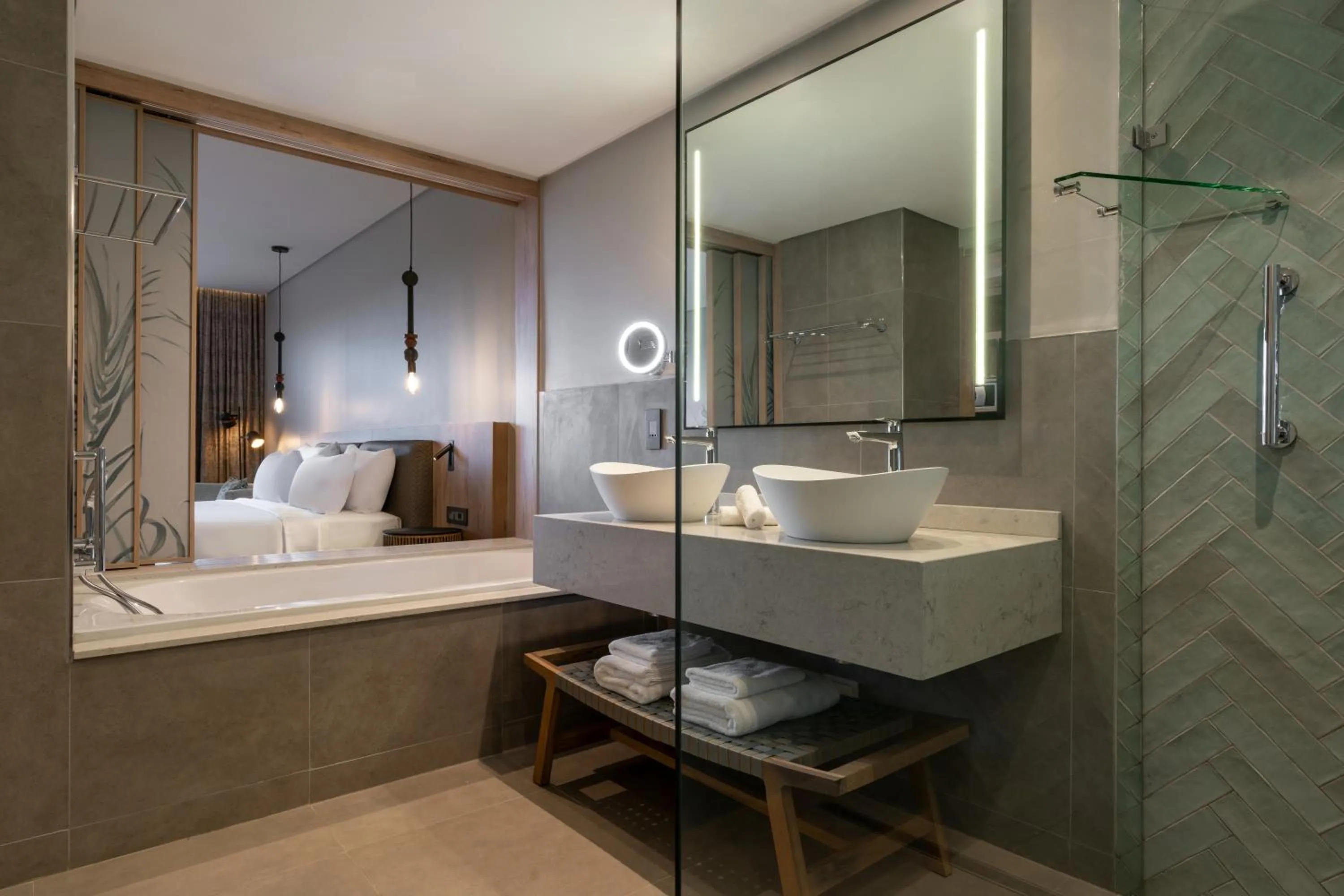 Shower in Radisson Safari Hotel Hoedspruit