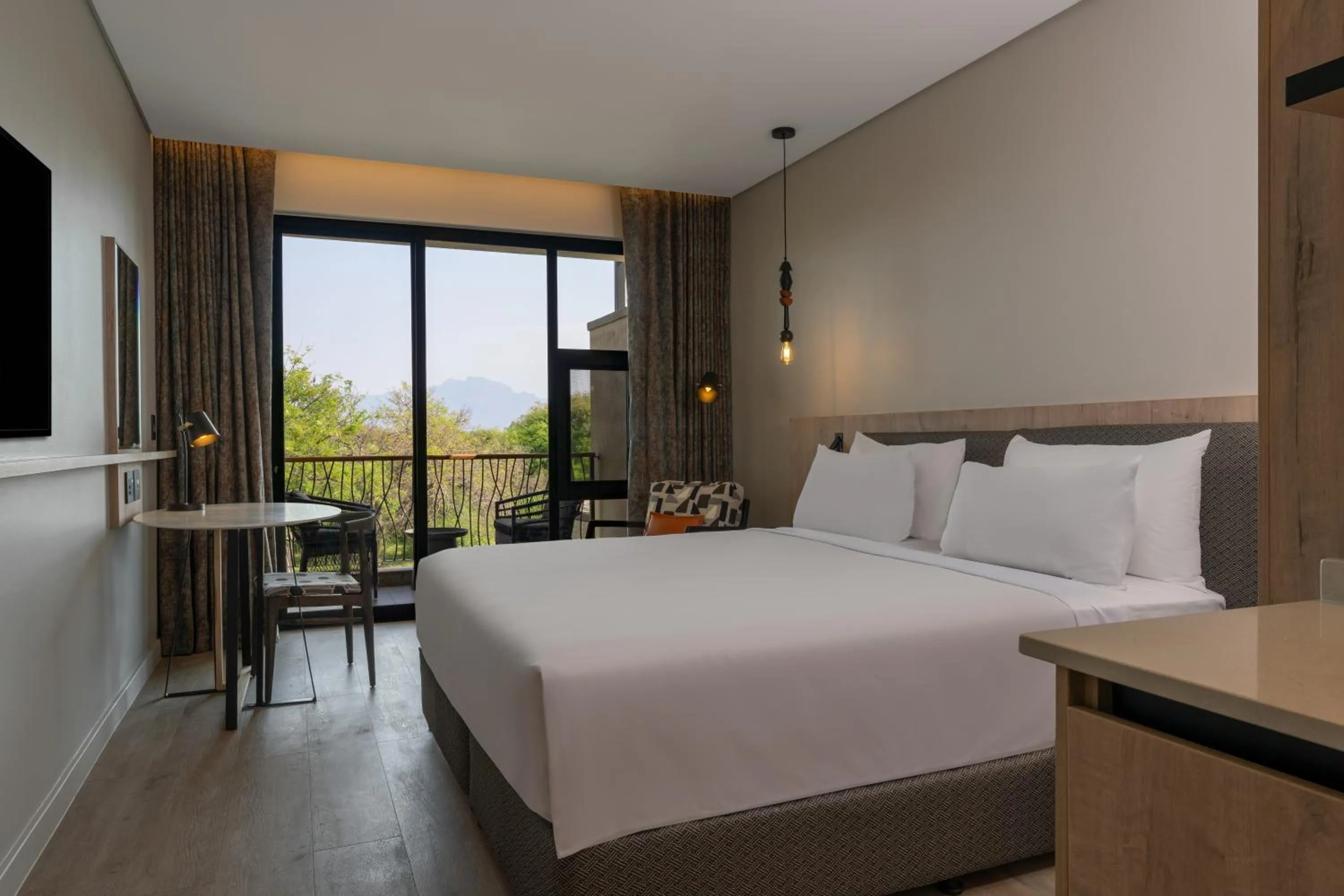 Bed in Radisson Safari Hotel Hoedspruit