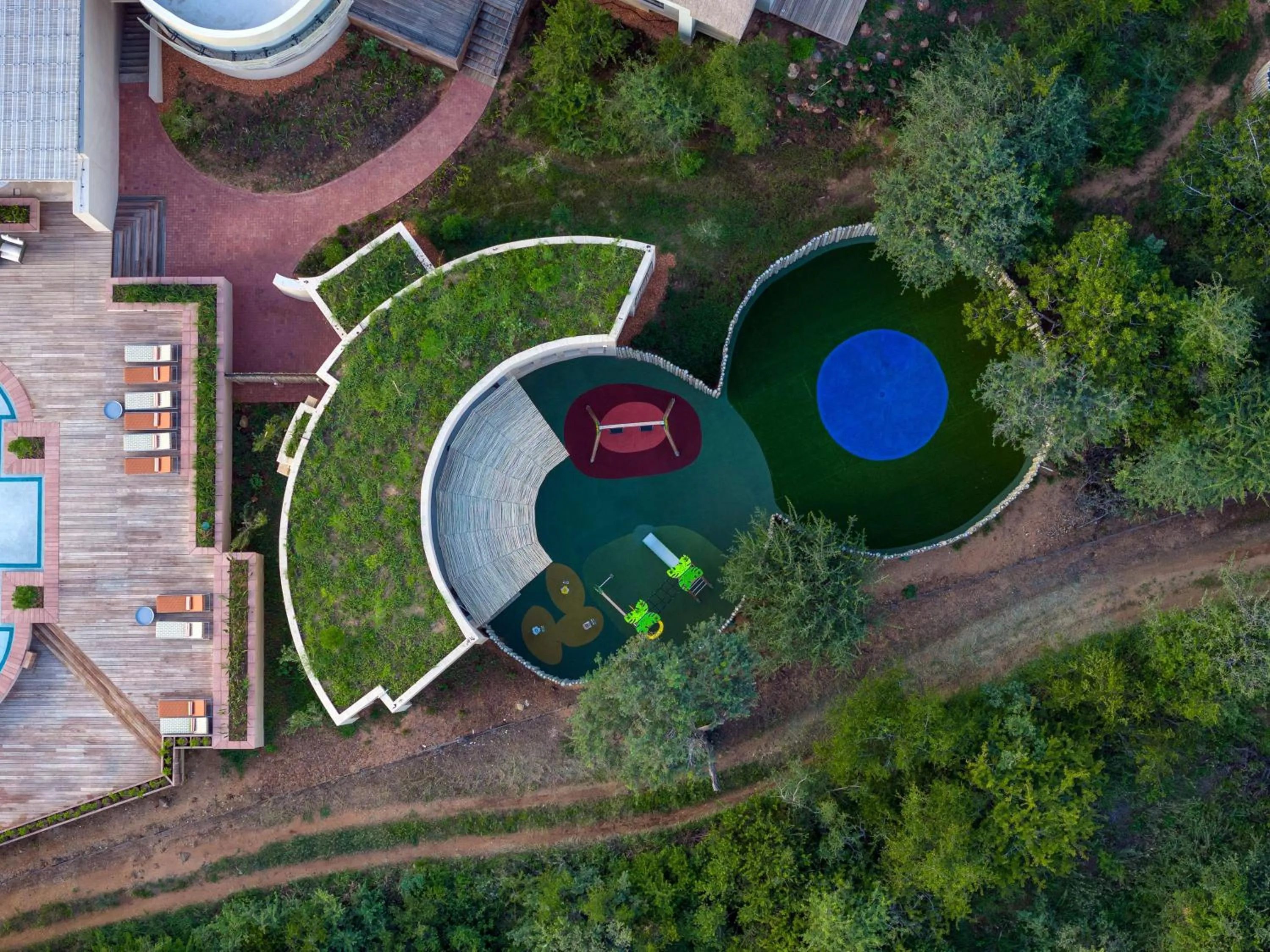 Property building in Radisson Safari Hotel Hoedspruit