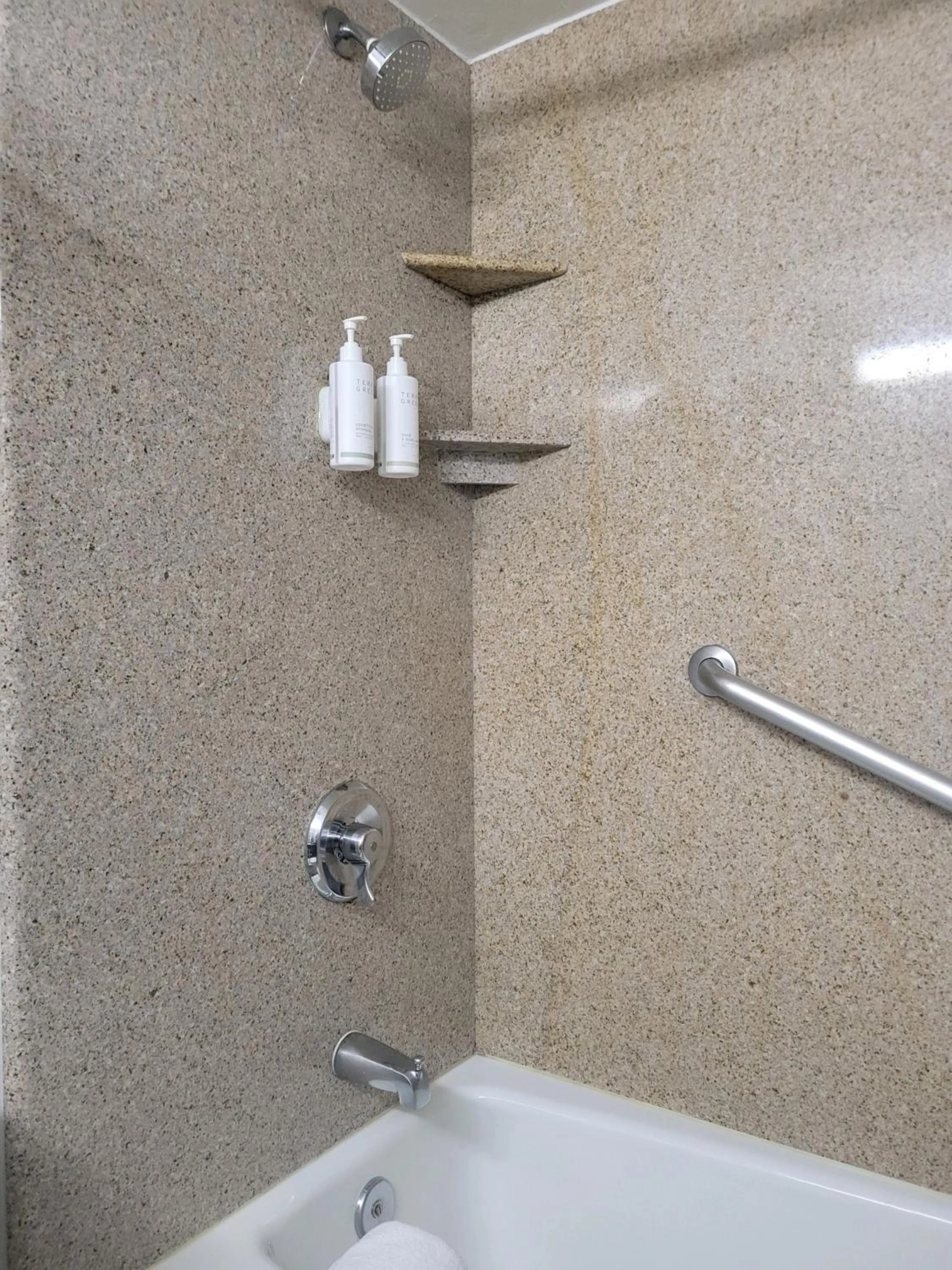 Bathroom in Hotel Xola