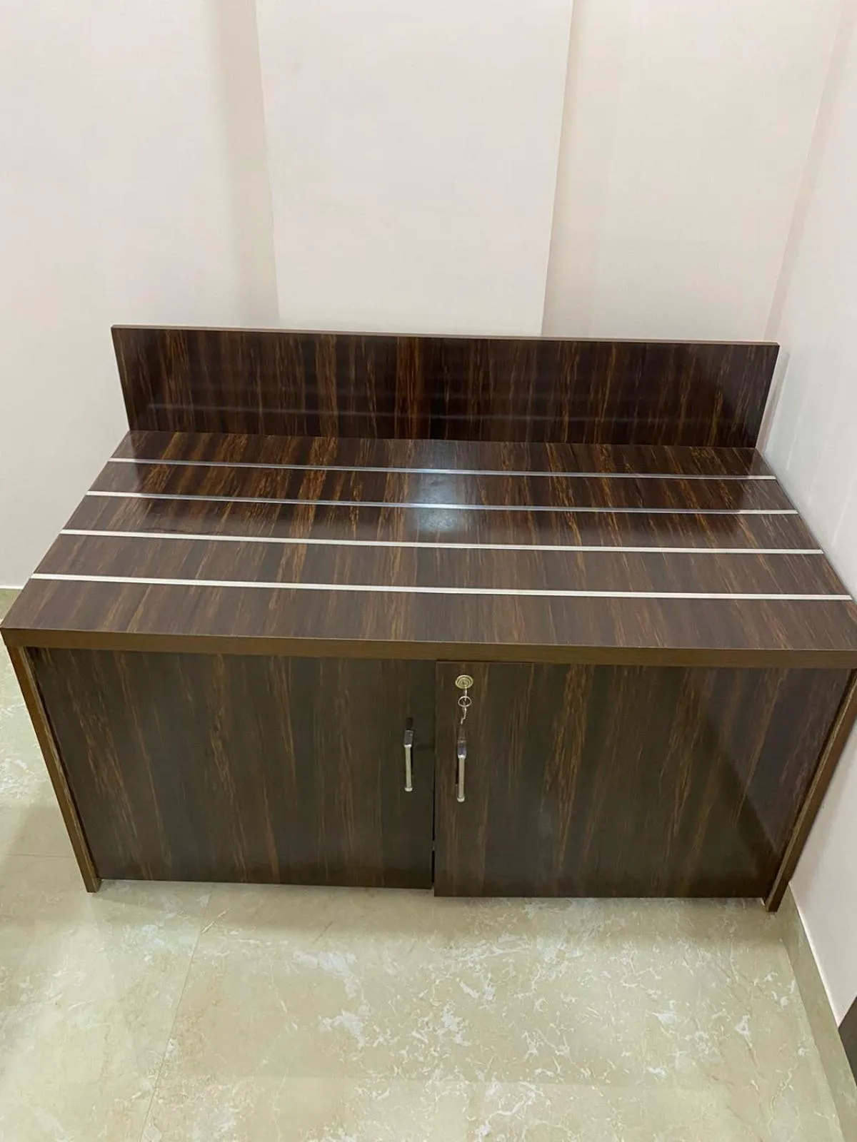 wardrobe in Shri Ram Paying Guest House Premium Rooms