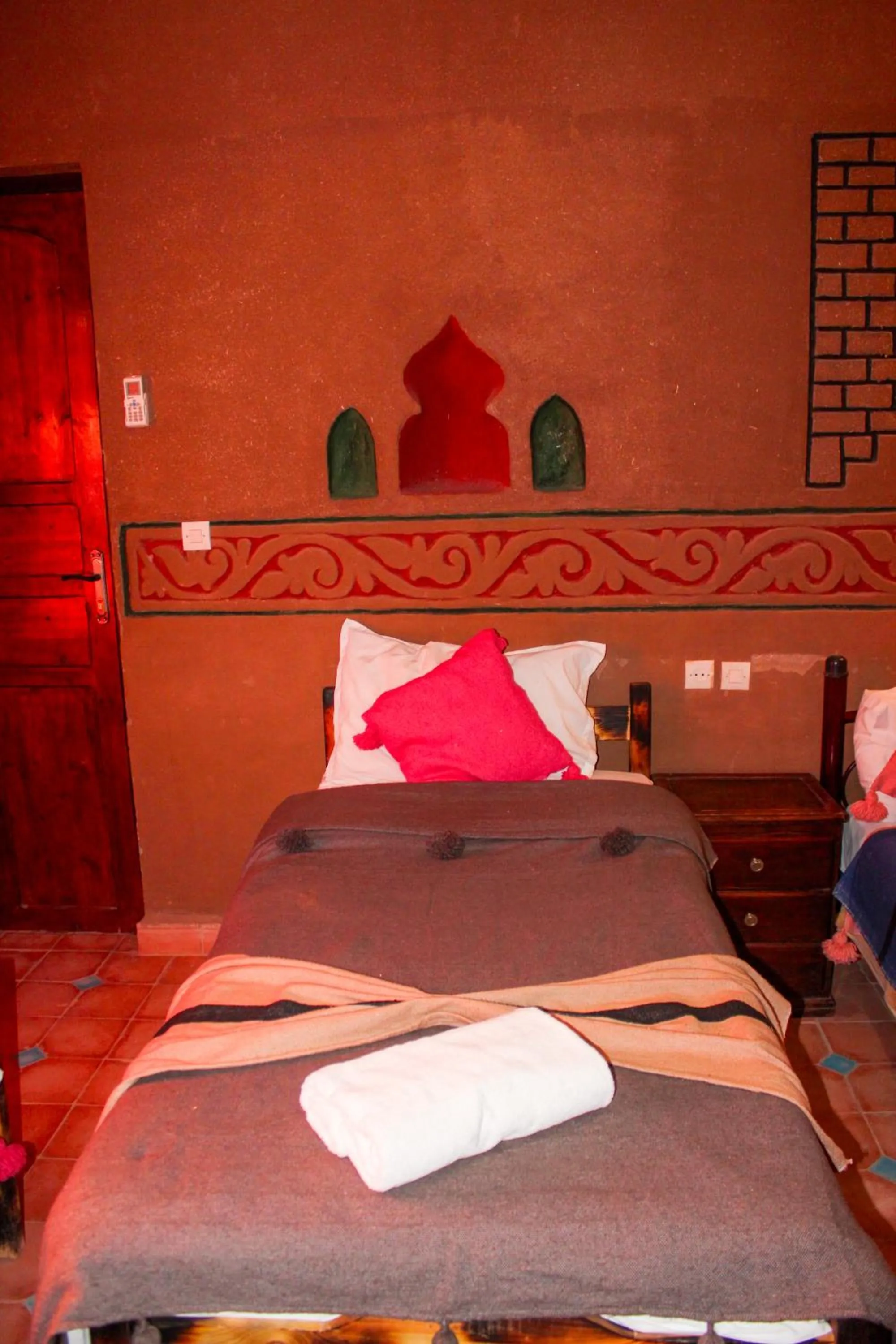 Bed in Riad Soleil du Monde
