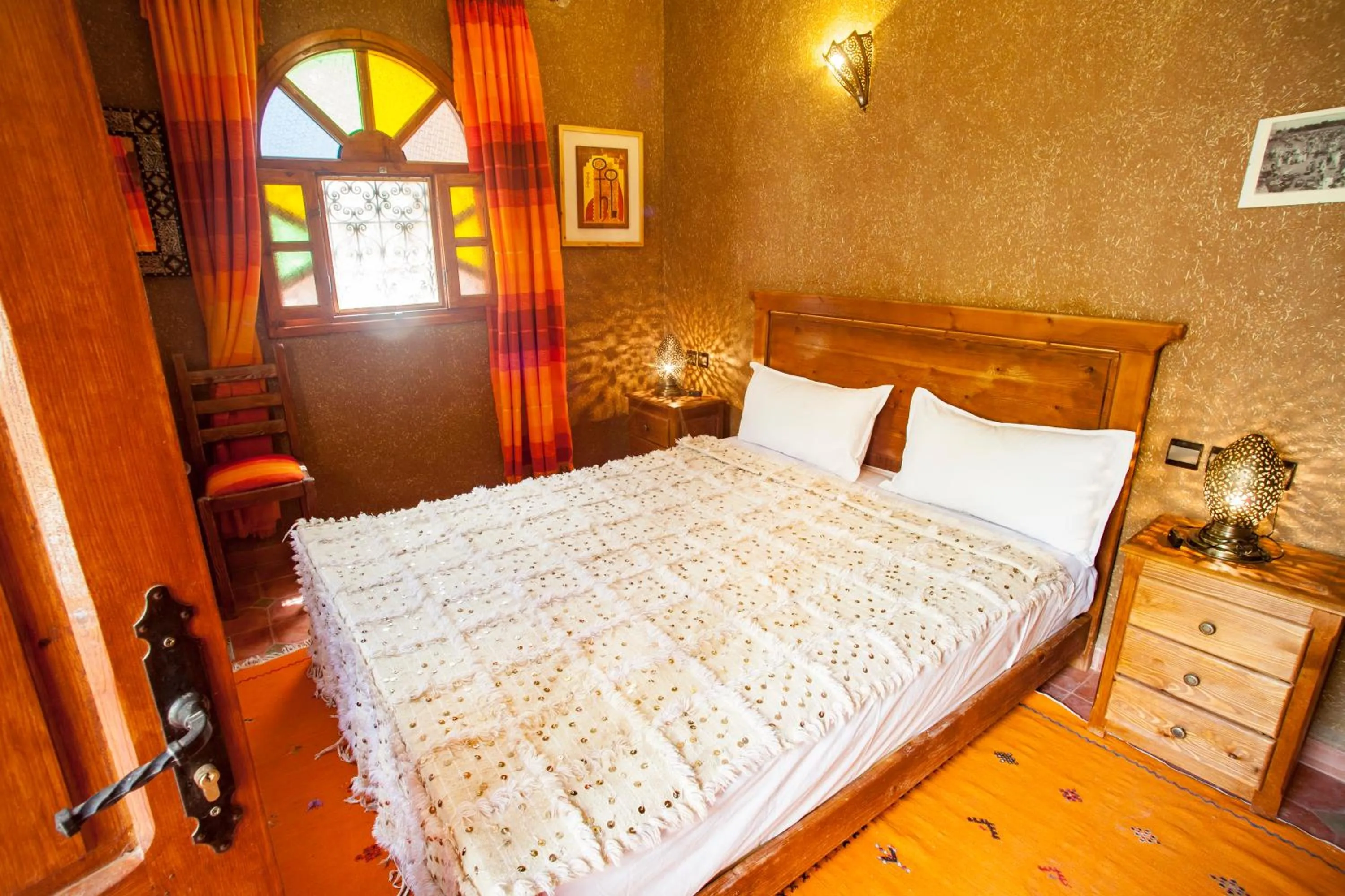 Bedroom, Bed in Riad Soleil du Monde